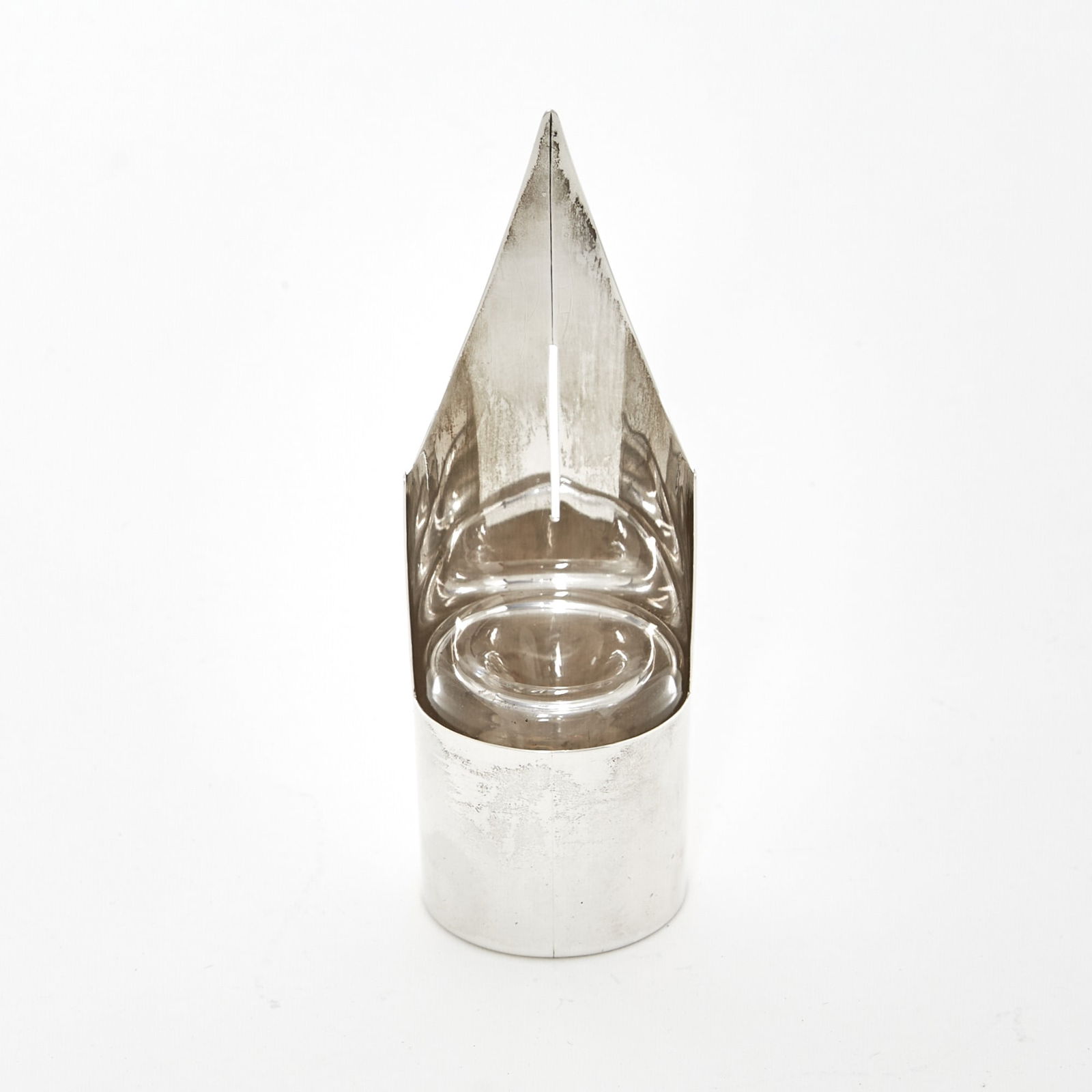 Victorian Novelty Sterling Silver Inkwell: Cornelius Desormeaux Saunders & James Francis Hollings Shepherd, Birmingham, 1894 Formed as a pen nib. Height 5 1/2 inches, approximately 2 ounces, weighable. Generally good condition overall; so