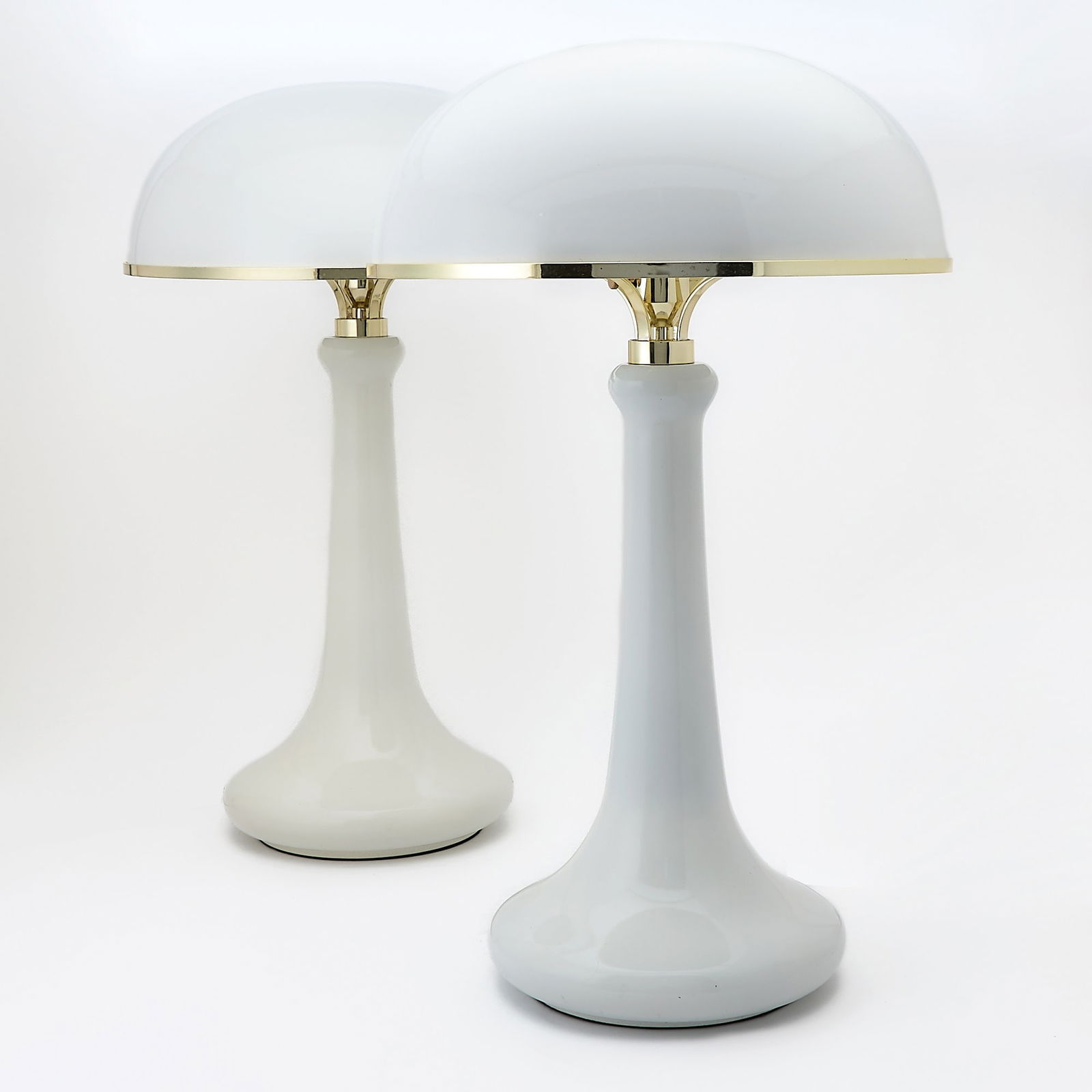 Associated Pair of John Dickinson Licensed Edition Enameled Metal and Brass Table Lamps (1 of 3)