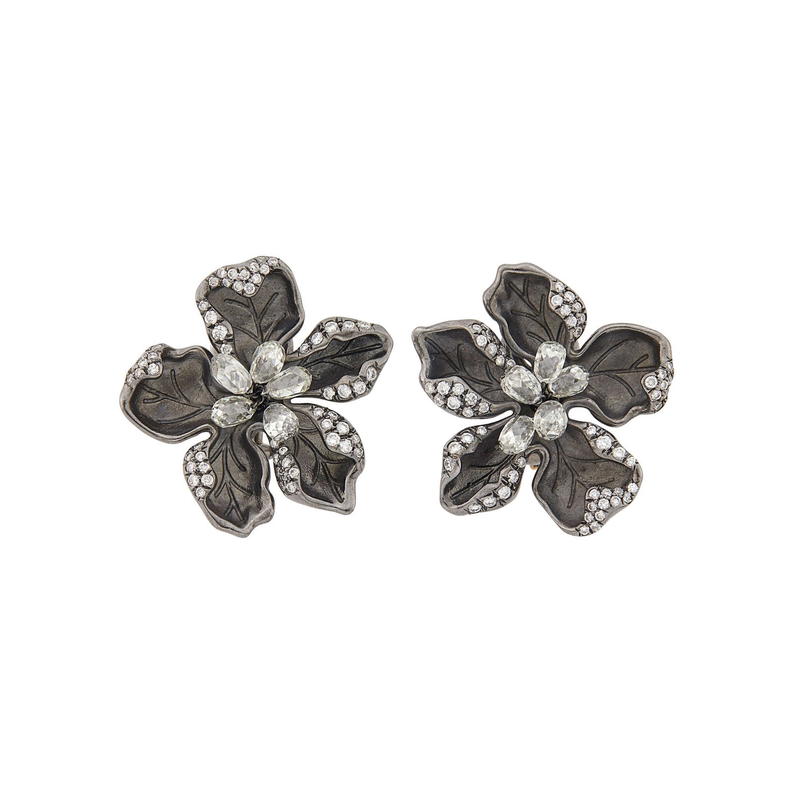Piranesi Pair of Blackened White Gold 'En Tremblant' Briolette Diamond and Diamond Flower Earrings: 18 kt., 10 'en tremblant' diamond briolettes, small round diamonds ap. .65 ct., signed Piranesi, ap. 10.5 dwts. Diamond Briolettes: I-J-K-VS-SI.Diamonds: H-I-VS-SI.Posts and clip-backs. 1 1/16 x 1