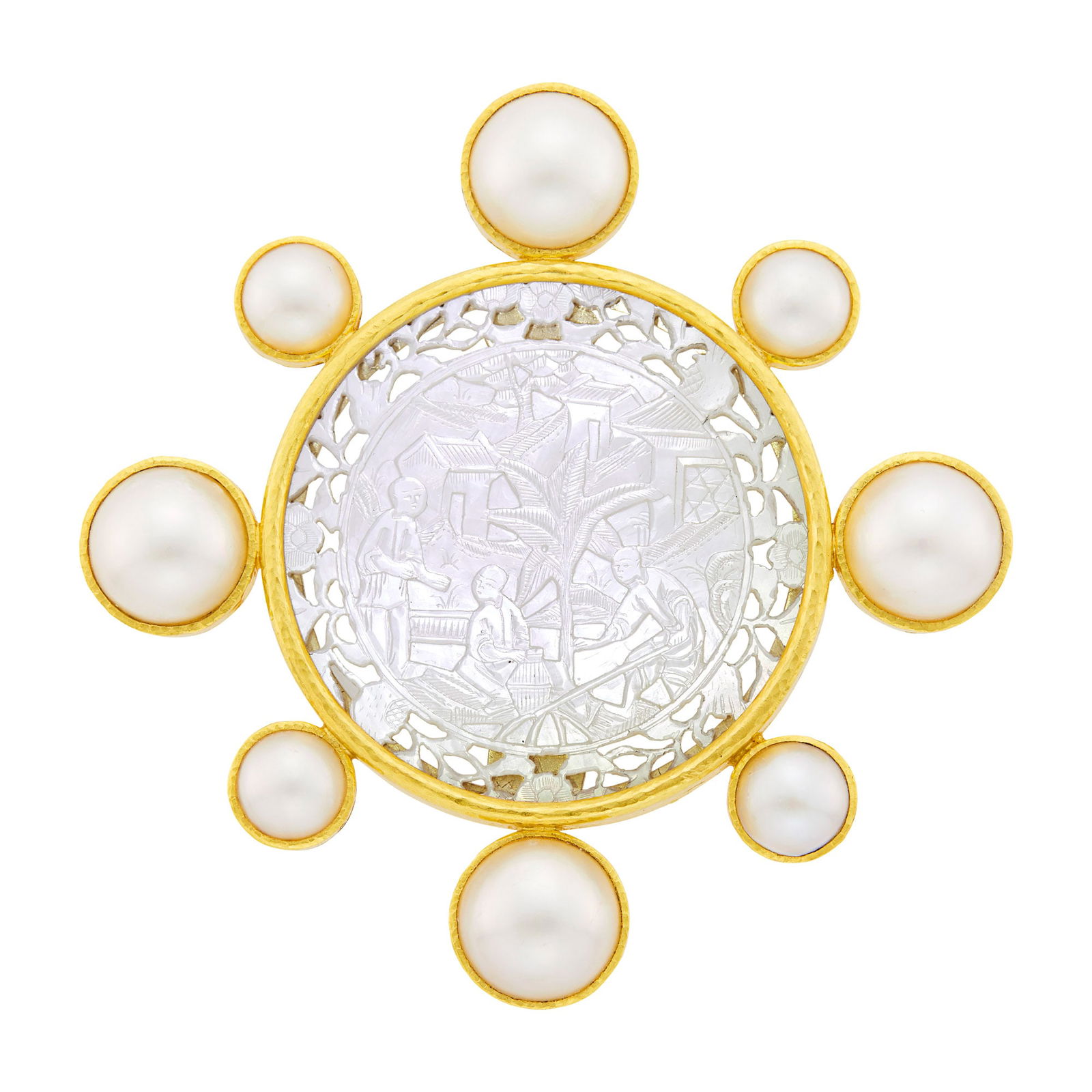 Elizabeth Locke Hammered Gold, Carved Mother-of-Pearl and Mabé Pearl Pendant Clip-Brooch: 19 kt., one carved and pierced mother-of-pearl disc ap. 40.0 mm., 8 mabé pearls ap. 11.7 and 8.0 mm., with maker's mark, ap. 27.2 dwts. gross. Mother-of-pearl: silvery white with visible rose an