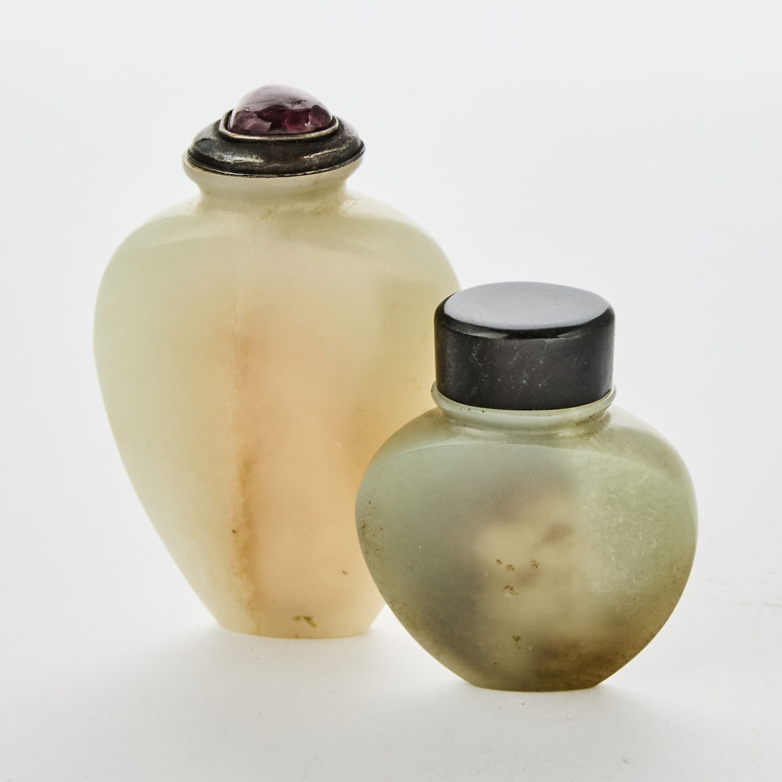 Two Chinese Carved Jade Snuff Bottles 18th-19th Century (1 of 3)