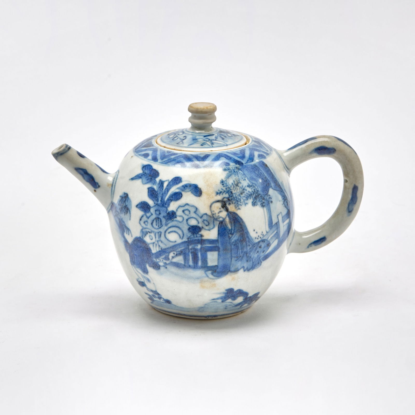A Chinese Blue and White Porcelain Teapot Late Ming Dynasty (1 of 5)