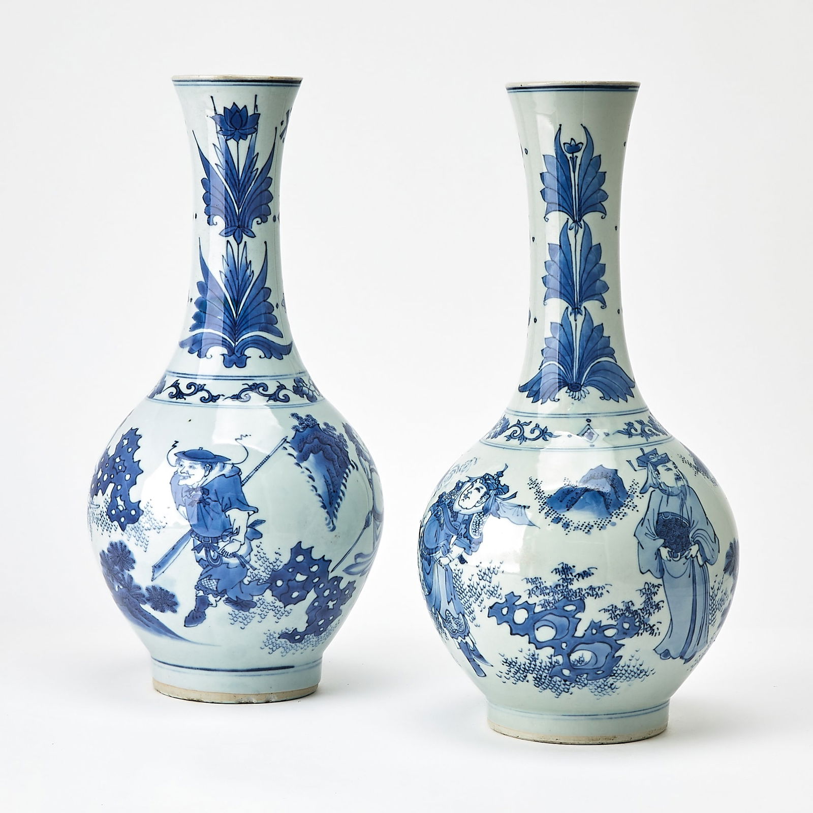 A Pair of Chinese Blue and White Porcelain Vases Chongzhen Period (1 of 6)