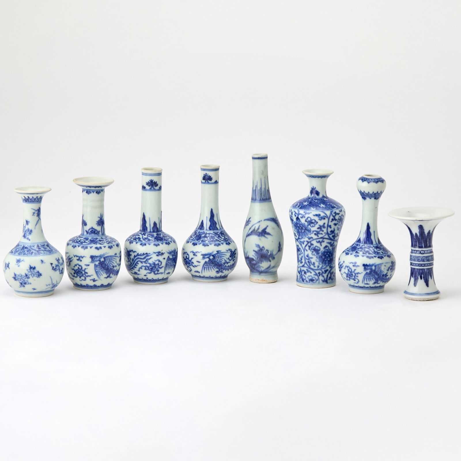 A Group of Eight Chinese Blue and White Porcelain Miniature Vases 17th century (1 of 5)