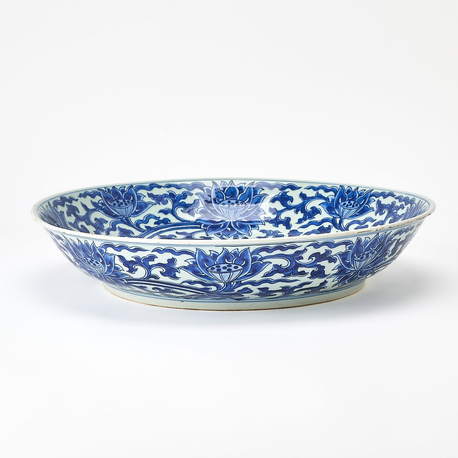 A Chinese Blue and White Porcelain Charger Kangxi Period