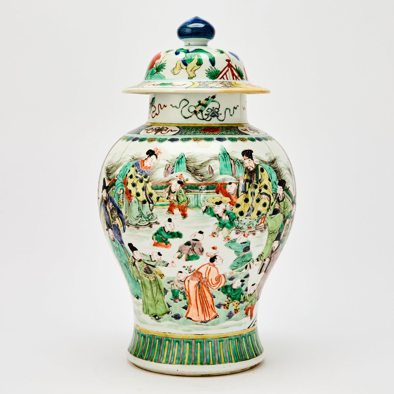 A Chinese Famille Verte Porcelain Baluster Jar and Associated Cover Kangxi Period (1 of 6)