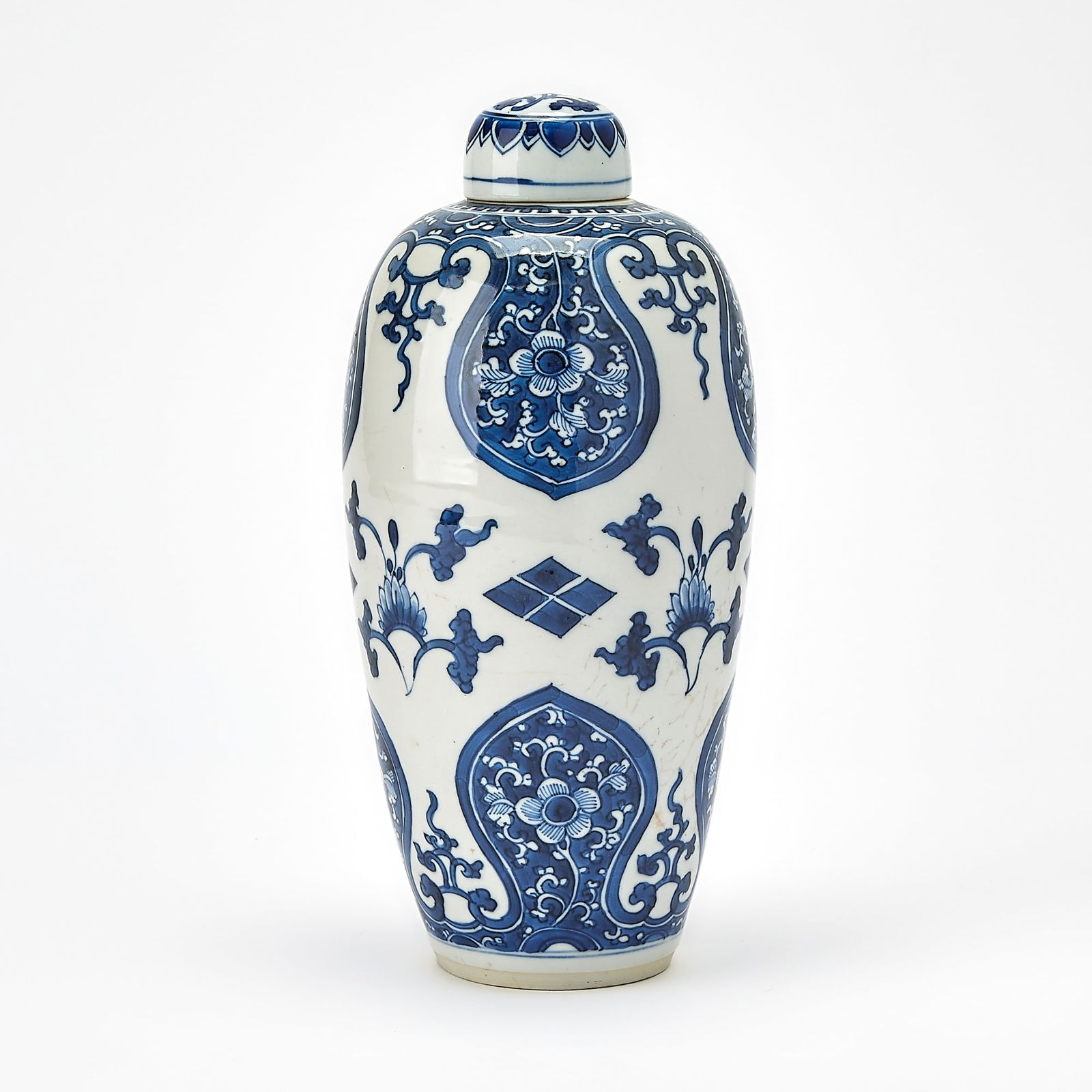 A Chinese Blue and White Porcelain Tapering Vase and Cover Kangxi Period (1 of 6)