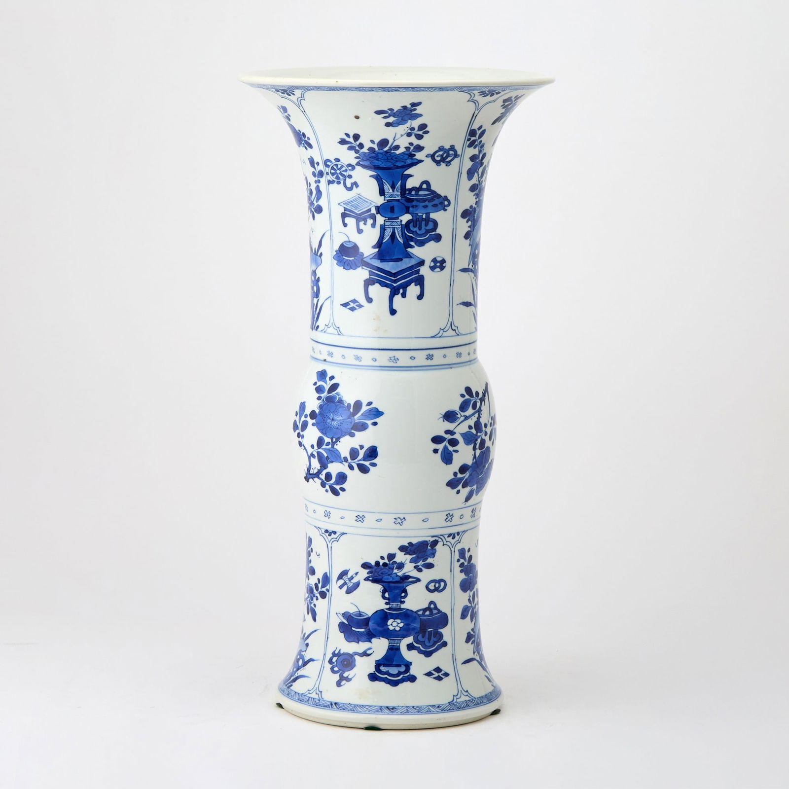 A Chinese Blue and White Porcelain Gu Vase Kangxi Period (1 of 8)