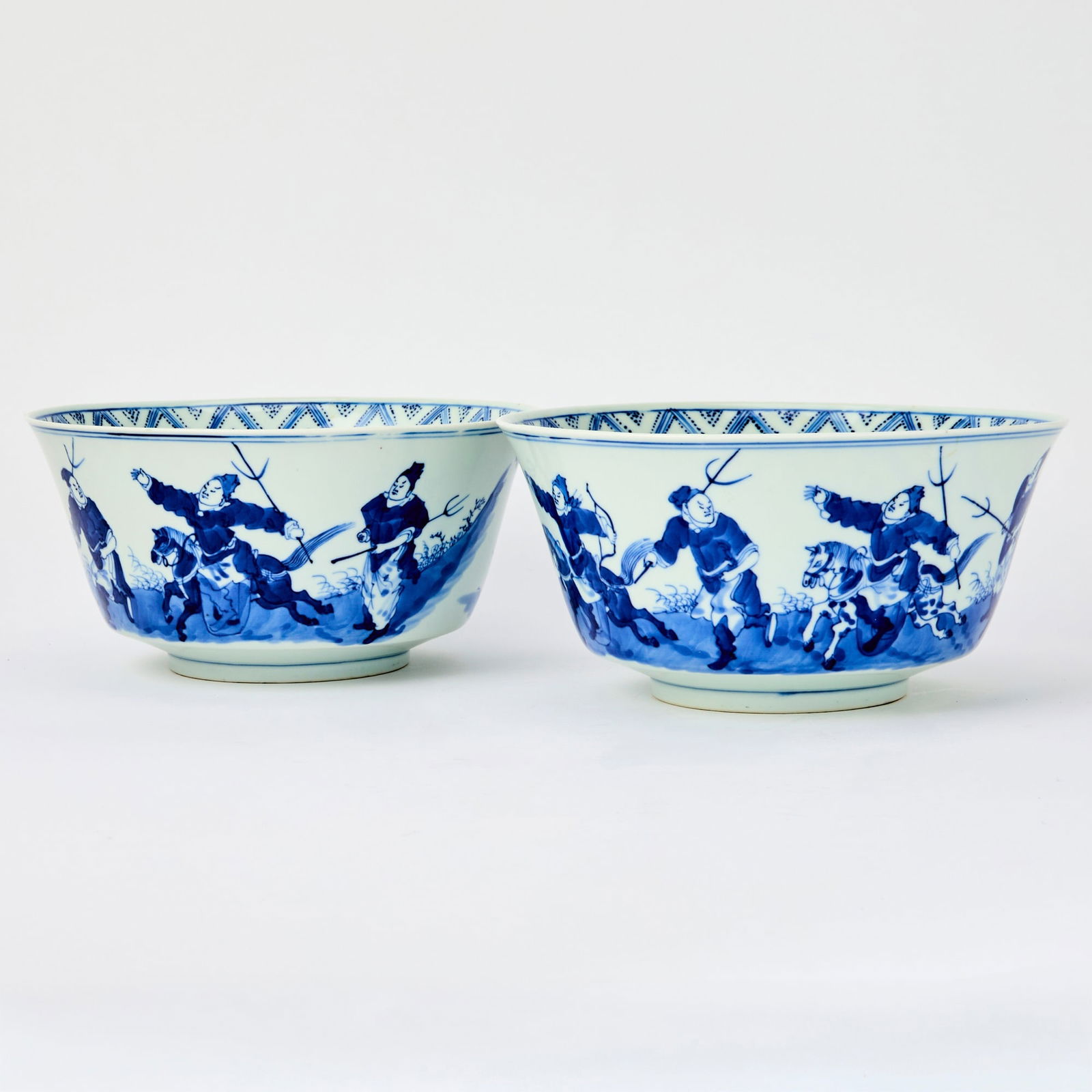 A Pair of Chinese Blue and White Porcelain Bowls Jiangxi Cipin Mark, Republic Period (1 of 5)