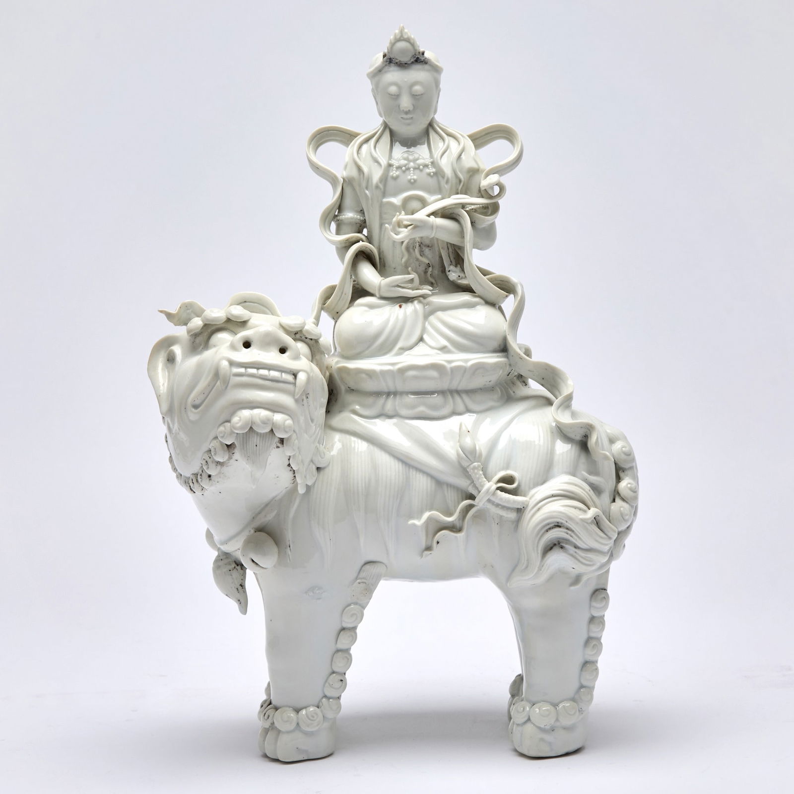 A Chinese Dehua Porcelain Figure of Guanyin 19th century (1 of 5)