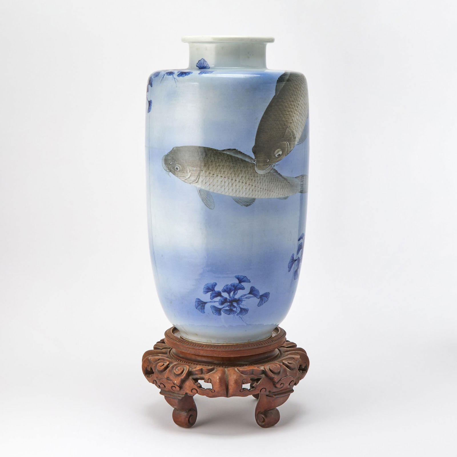 A Large Japanese Fukagawa Porcelain Vase Taisho-Showa Period (1 of 6)