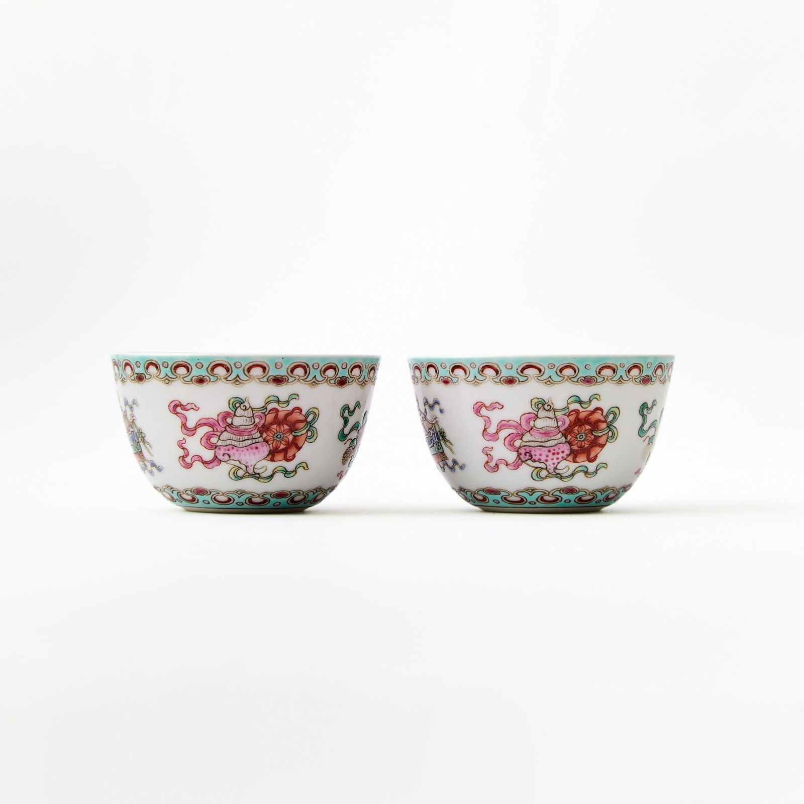 A Pair of Chinese Famille Rose Porcelain Cups Xianfeng Mark, Late Qing-Republic Period (1 of 5)