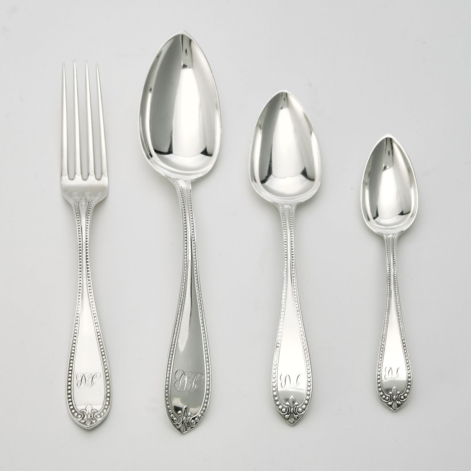 American Sterling Silver Part flatware Service (1 of 2)