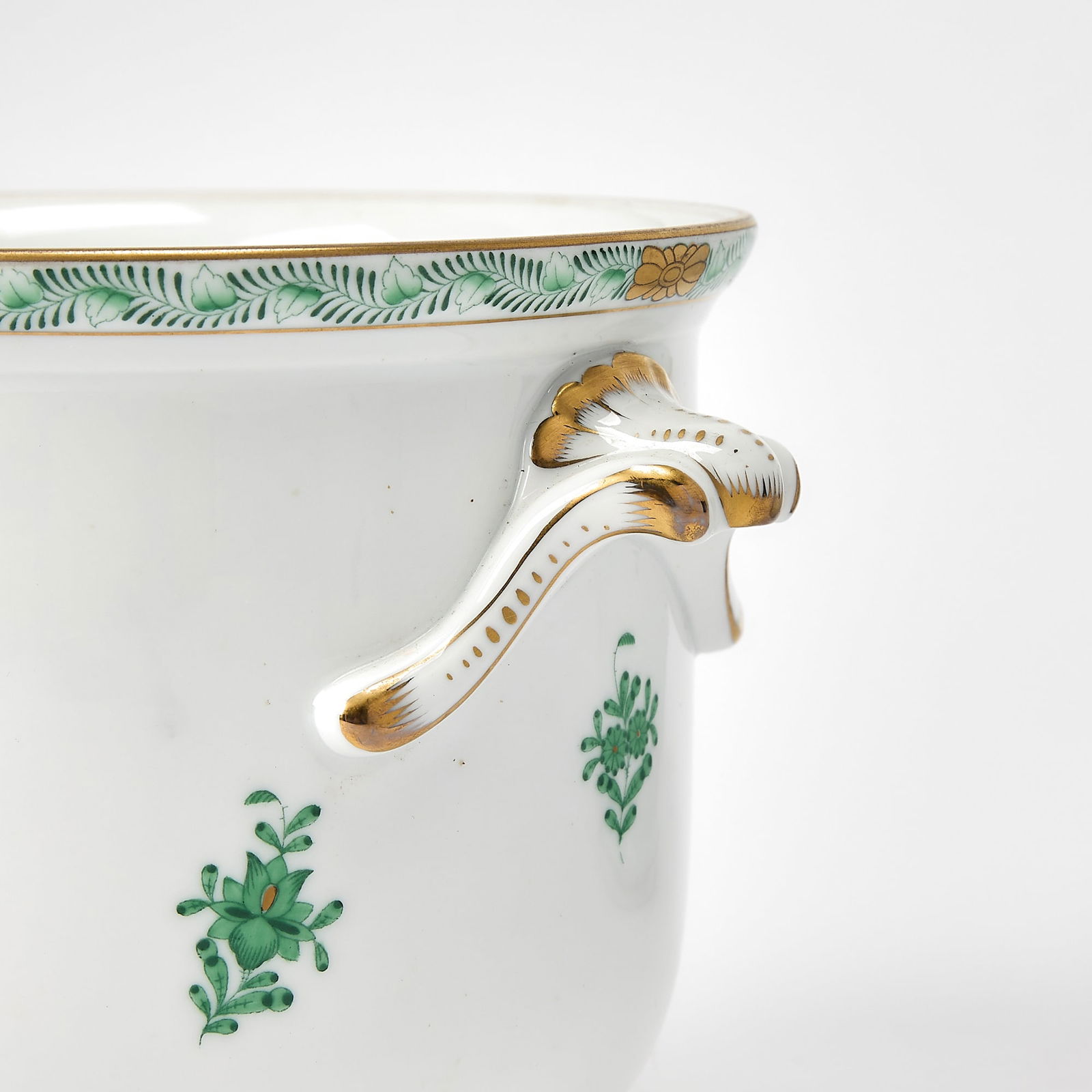 Three Herend Porcelain Cache Pots - 4