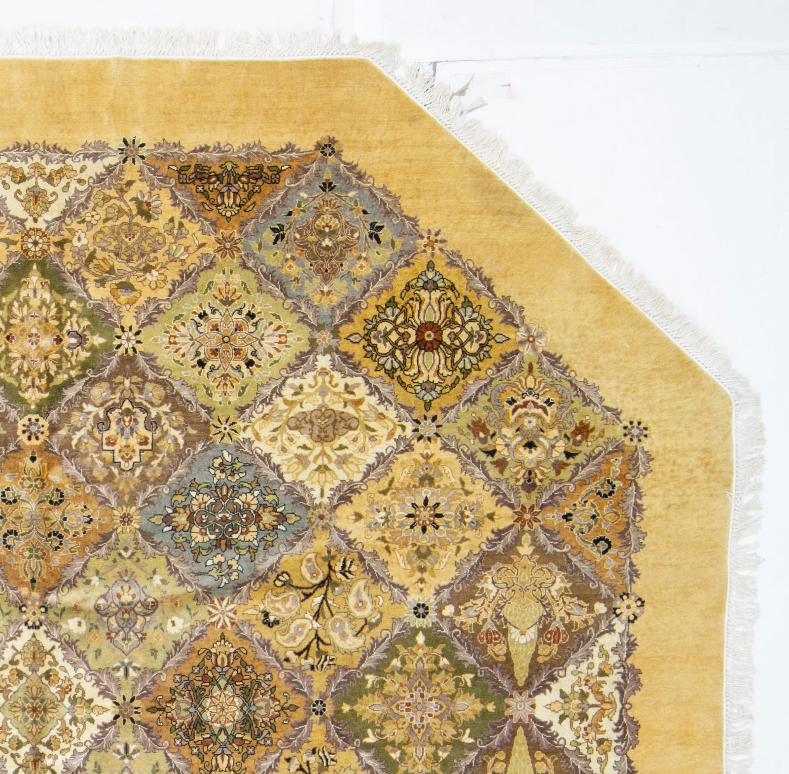Pak-Tabriz Octagonal Carpet - 2