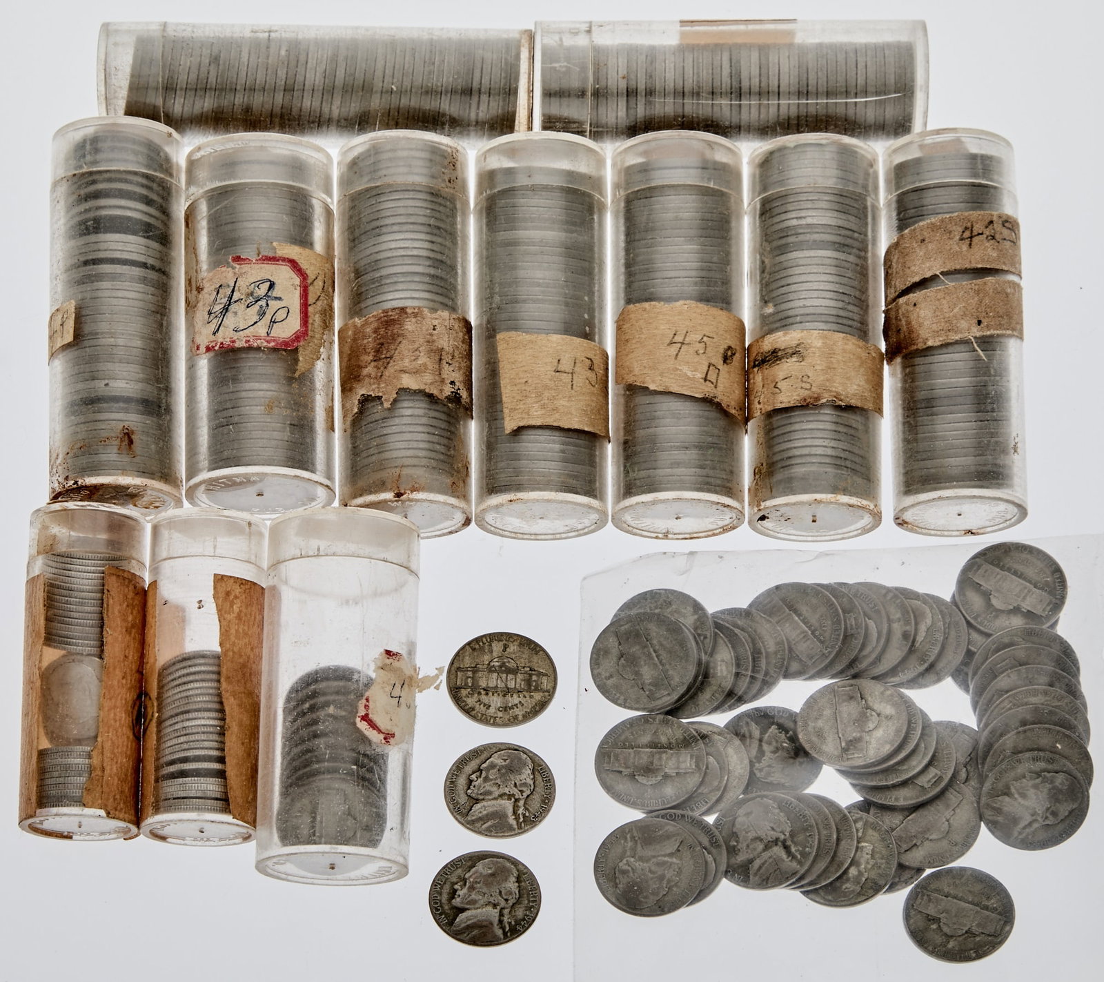 United States. Group of 90% Silver Dimes and 35% Silver War Nickels. Grades Vary.: Grades run the usual gamut of grades seen on groups of U.S. silver. 90% Silver 10c.: 50 pcs. - dates in the 1940s, Winged Liberty Head and Roosevelt types included. War Nickels: 410 pcs. - dates 1942-