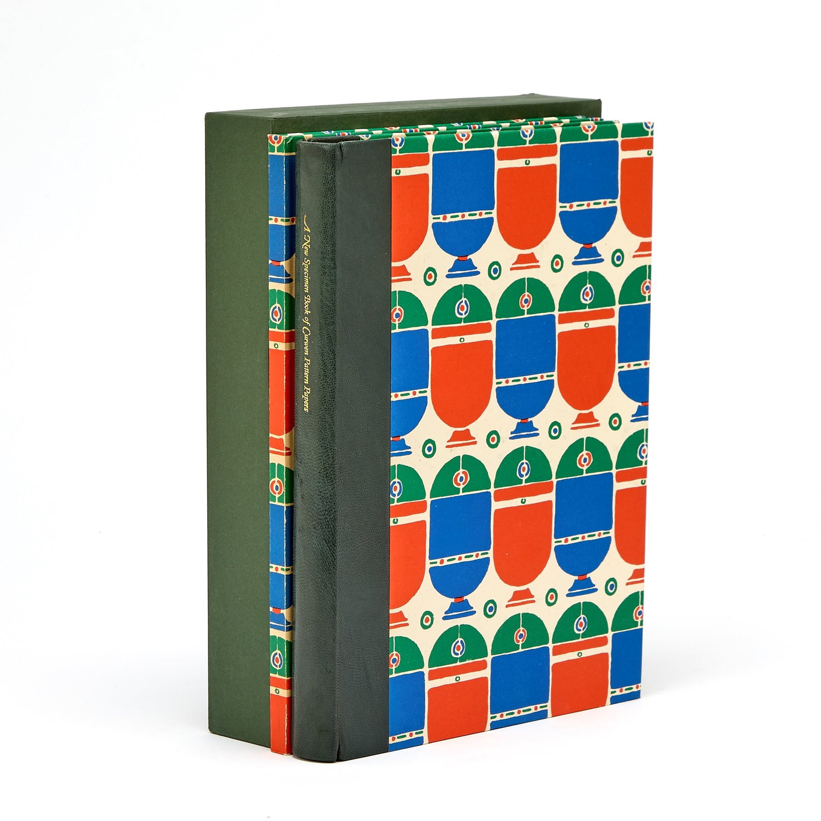 David McKitterick 's A New Specimen Book of Curwen Pattern Papers.: [WHITTINGTON PRESS] MCKITTERICK, DAVID. A New Specimen Book of Curwen Pattern Papers. Andoversford: Whittington Press, 1987. One of 85 specially-bound copies with an additional suite of papers, this L