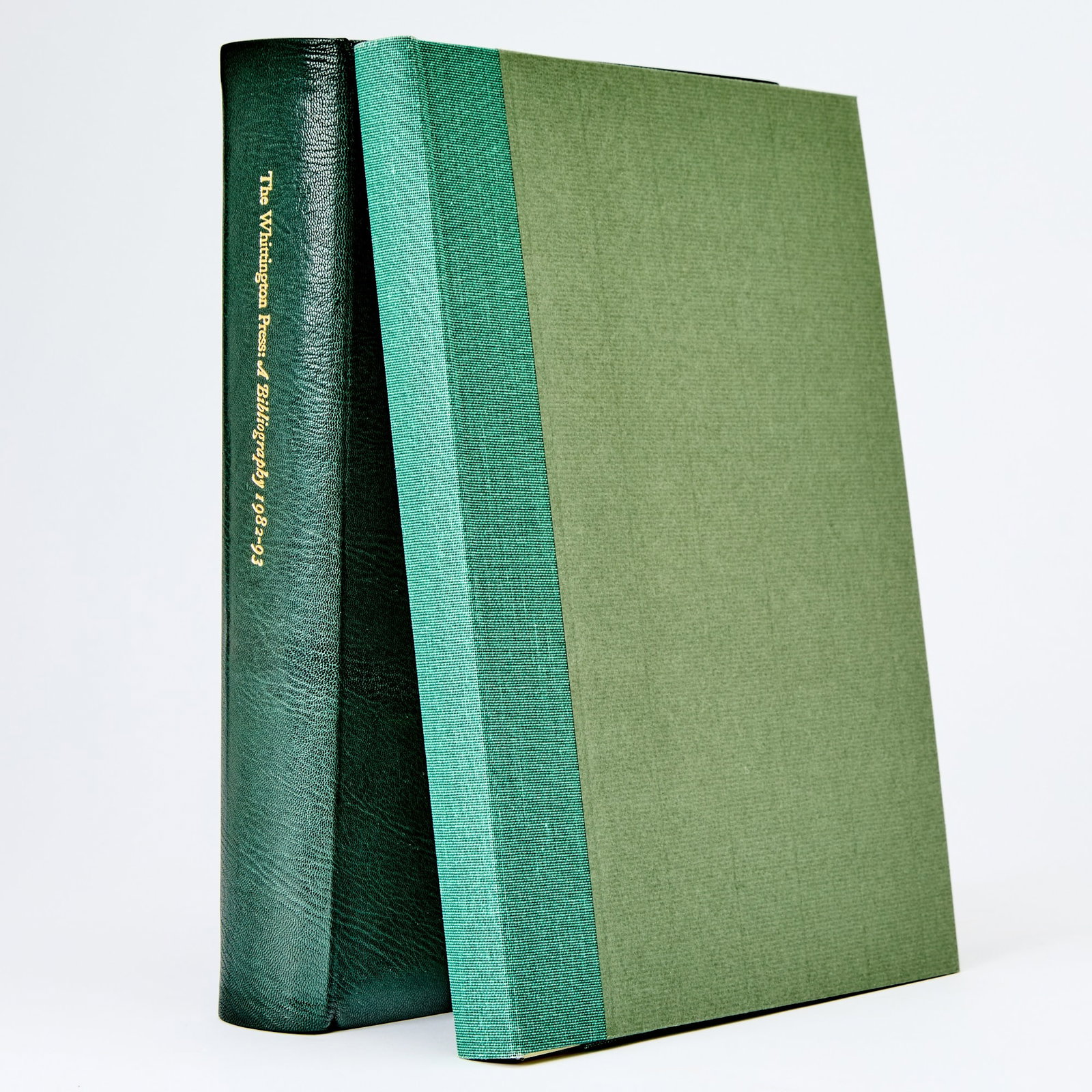 The deluxe issue in morocco of the 1994 Whittington bibliography: [WHITTINGTON PRESS] BUTCHER, DAVID. The Whittington Press: A Bibliography 1982-1993, with an introduction and notes by John Randle. Risbury: Whittington Press, 1996. Copy XVI of 28 specially-bound cop