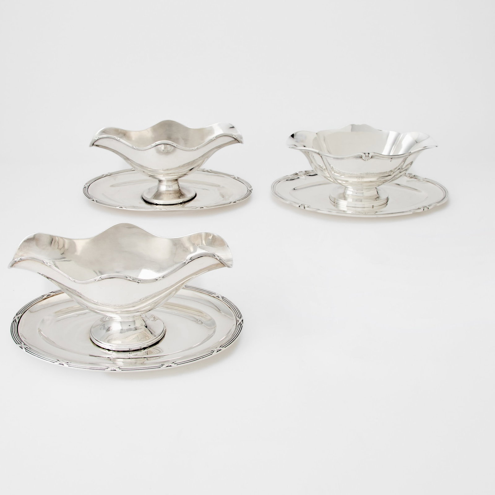 Three French Silver Sauceboats on Stands (1 of 5)