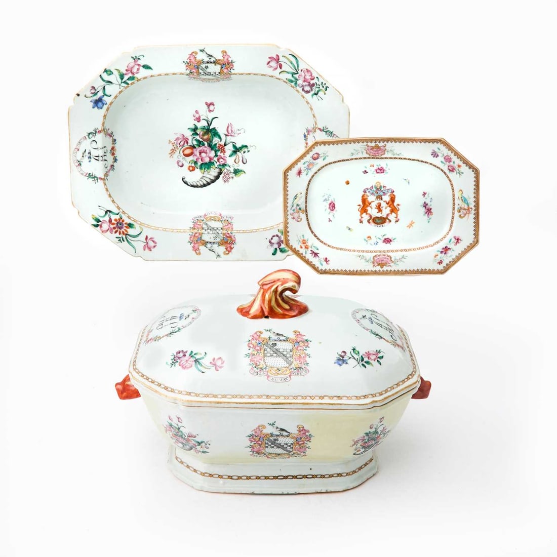 Chinese Export Armorial Tureen, Cover and Stand Together with Chinese Export Armorial Platter (1 of 1)