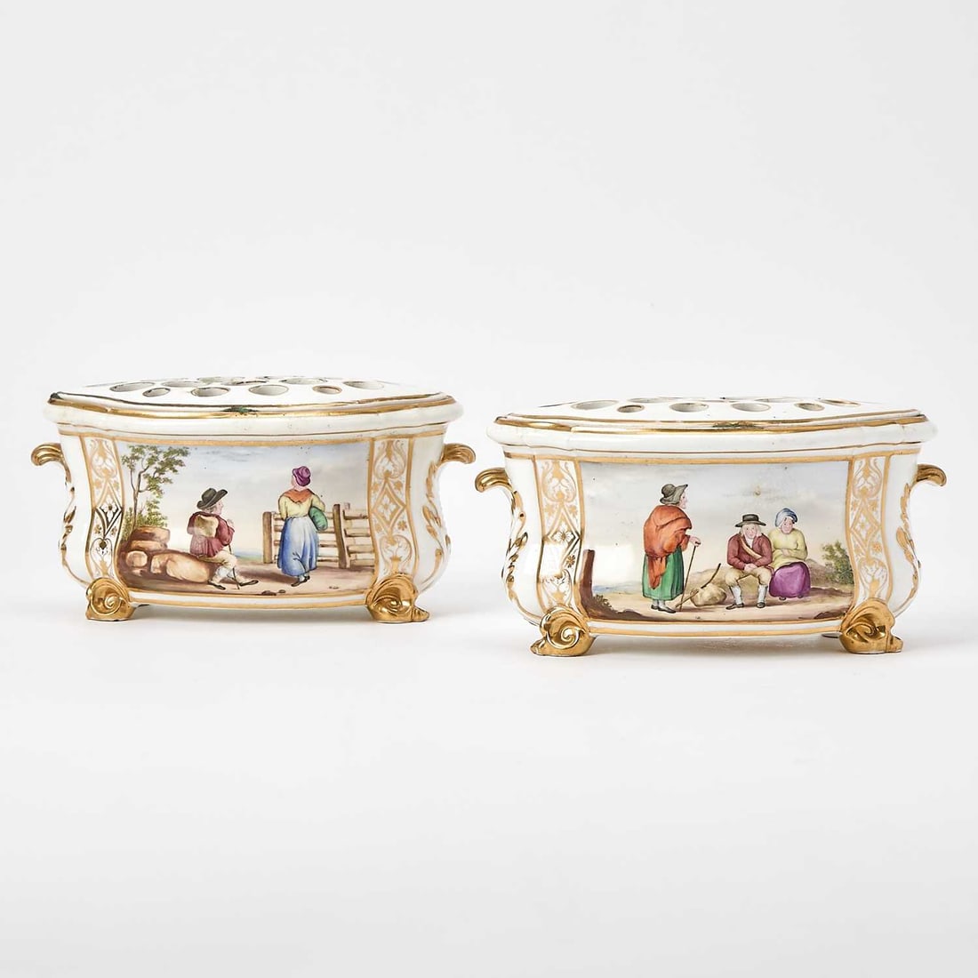 Pair of Derby Porcelain Bough Pots and Covers (1 of 5)