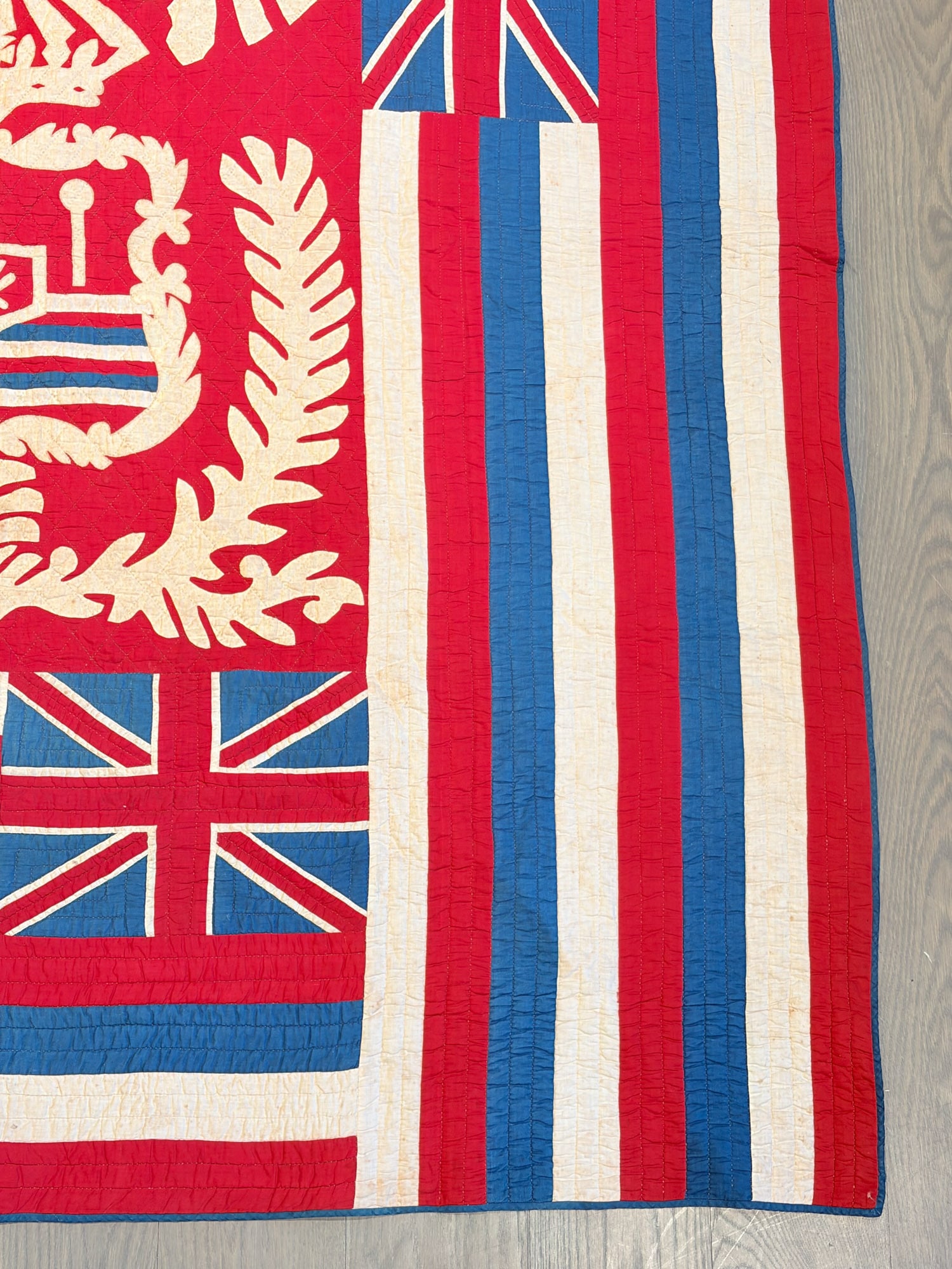 Pieced and Appliqued Cotton Hawai'ian Pre-Statehood Flag Quilt - 2