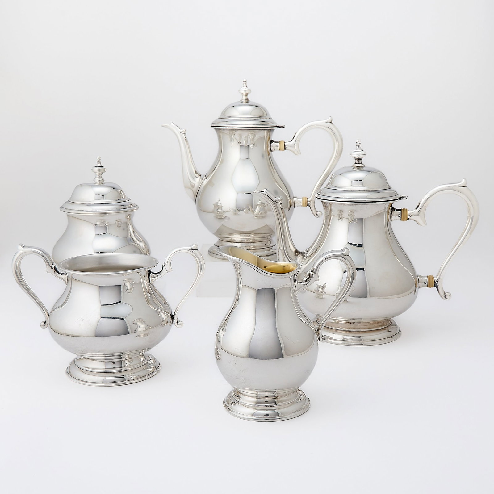 Lunt Sterling Silver Tea and Coffee Service (1 of 4)