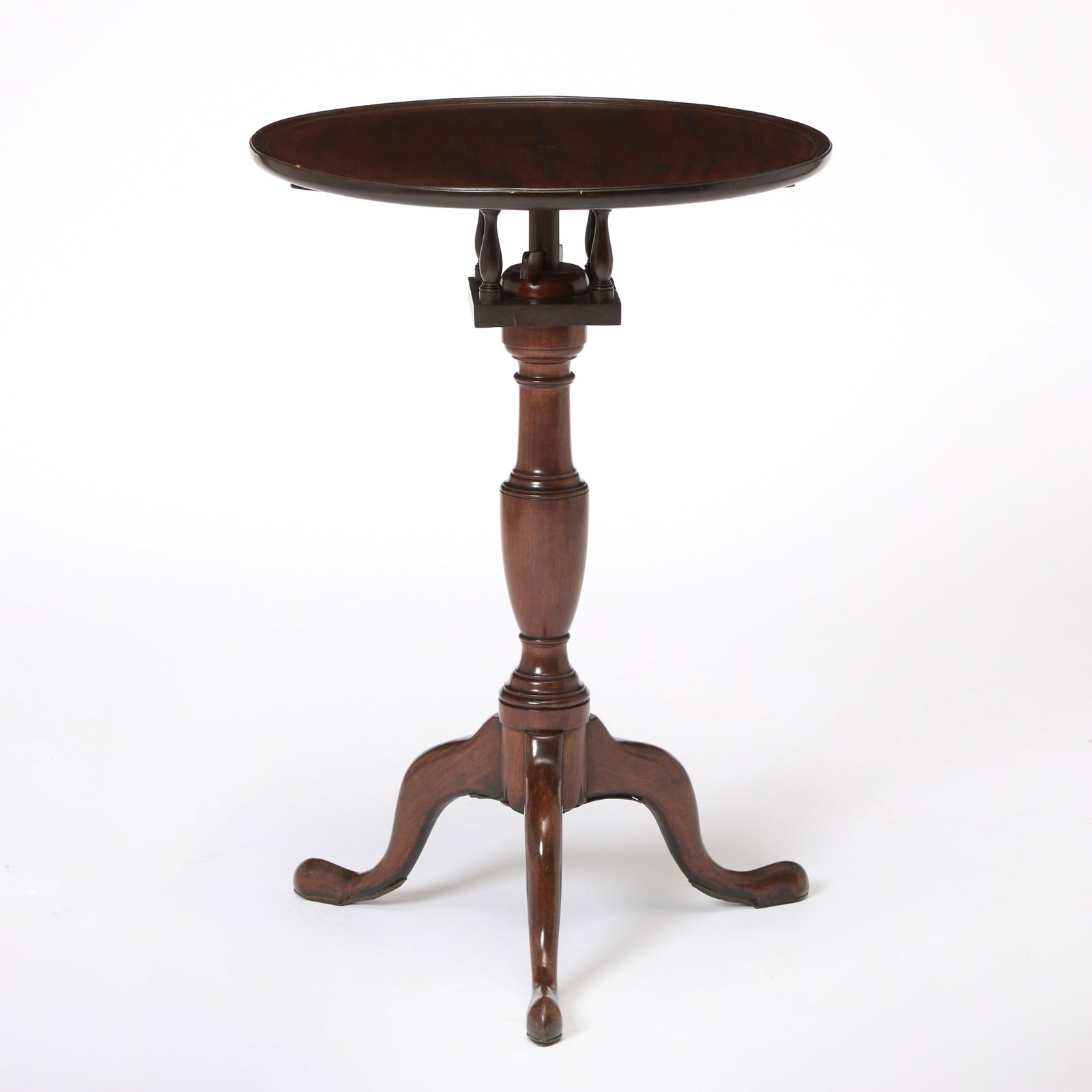 Queen Anne Dish-Top Tilt-Top Mahogany Candlestand (1 of 3)