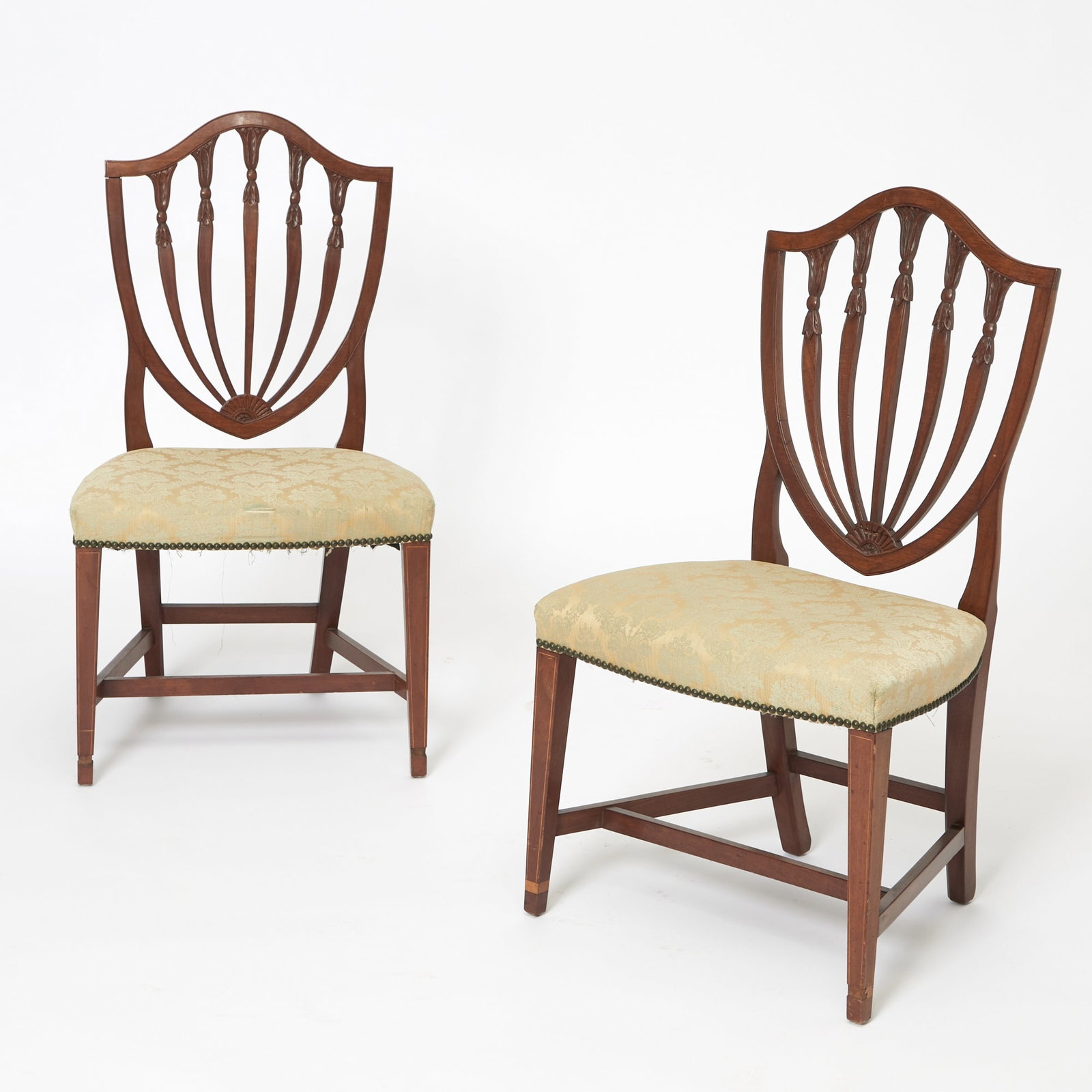 Pair of Federal Mahogany Shieldback Side Chairs (1 of 7)