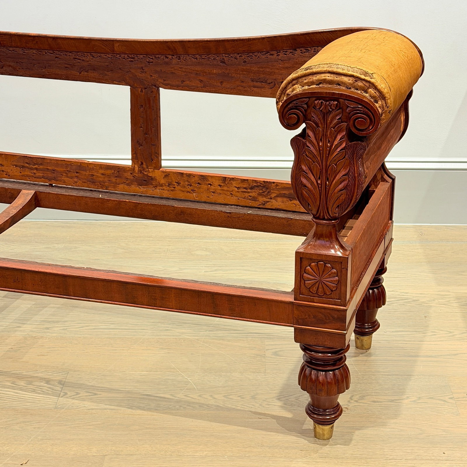 Classical Mahogany Sofa Frame - 2