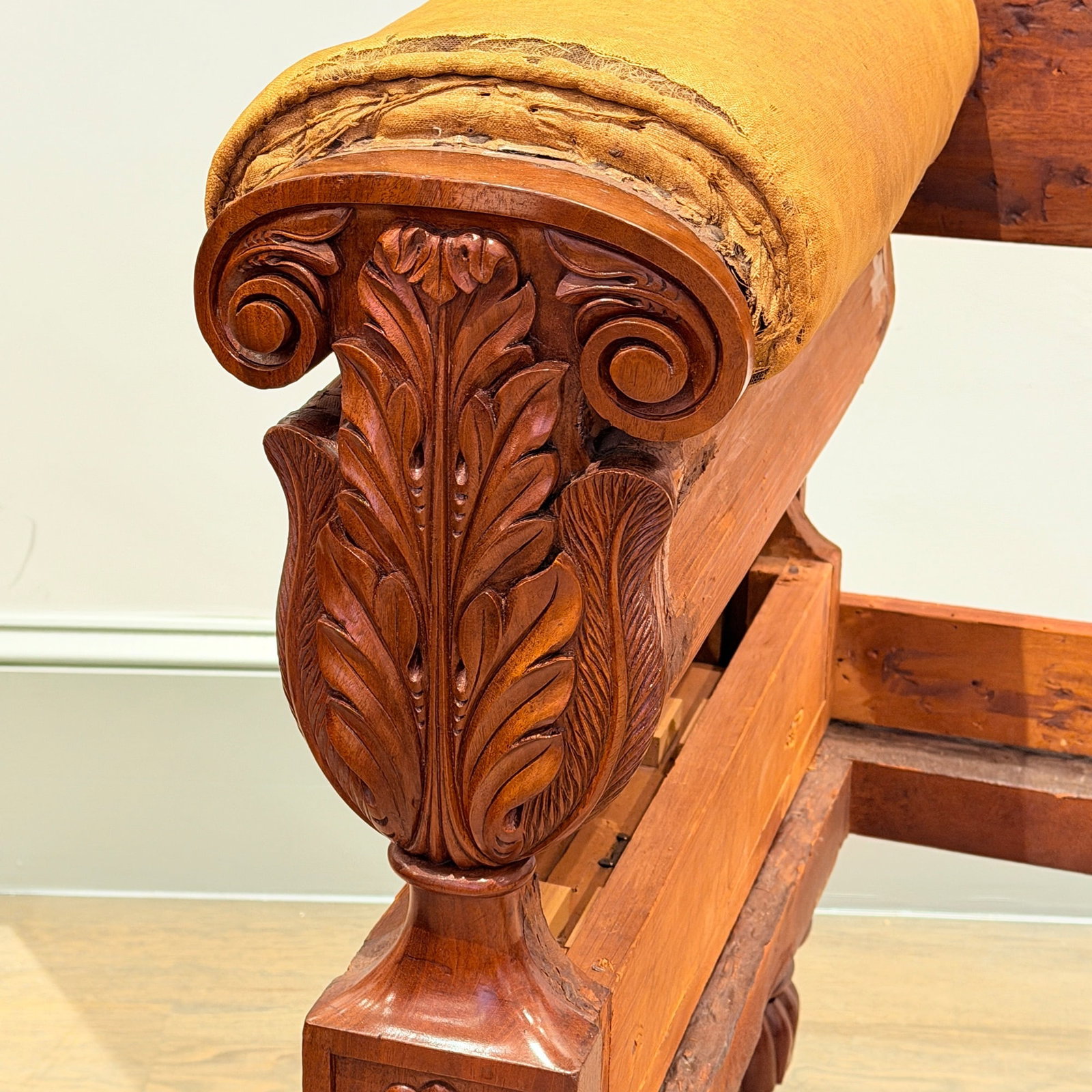 Classical Mahogany Sofa Frame - 3