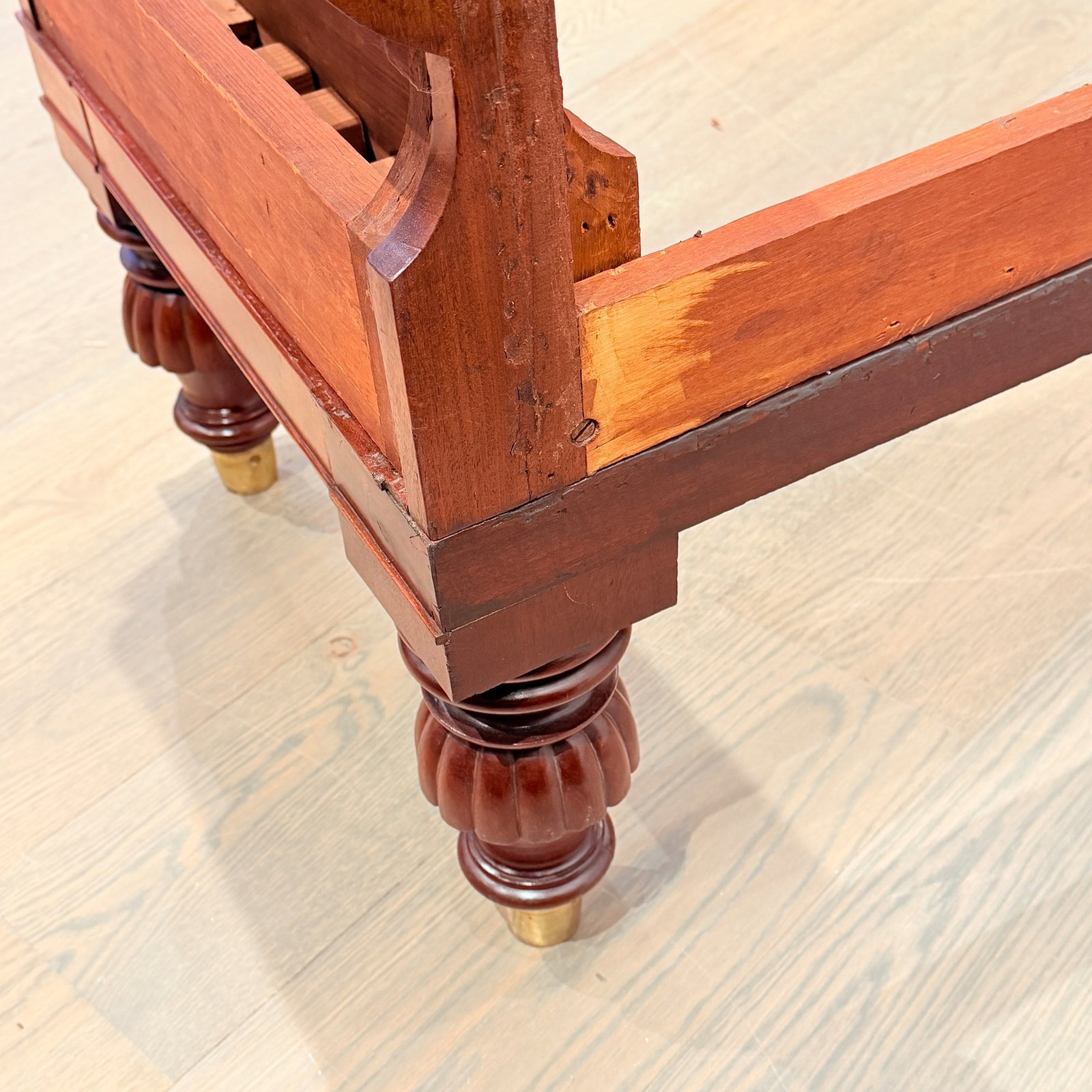 Classical Mahogany Sofa Frame - 6