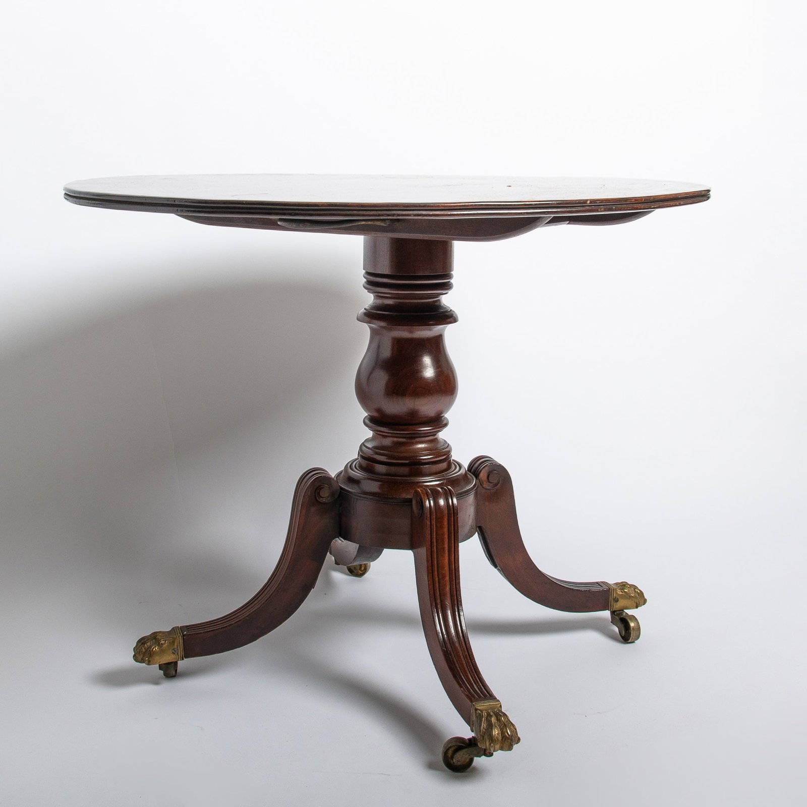 Classical Mahogany Oval Top Center Table - 3