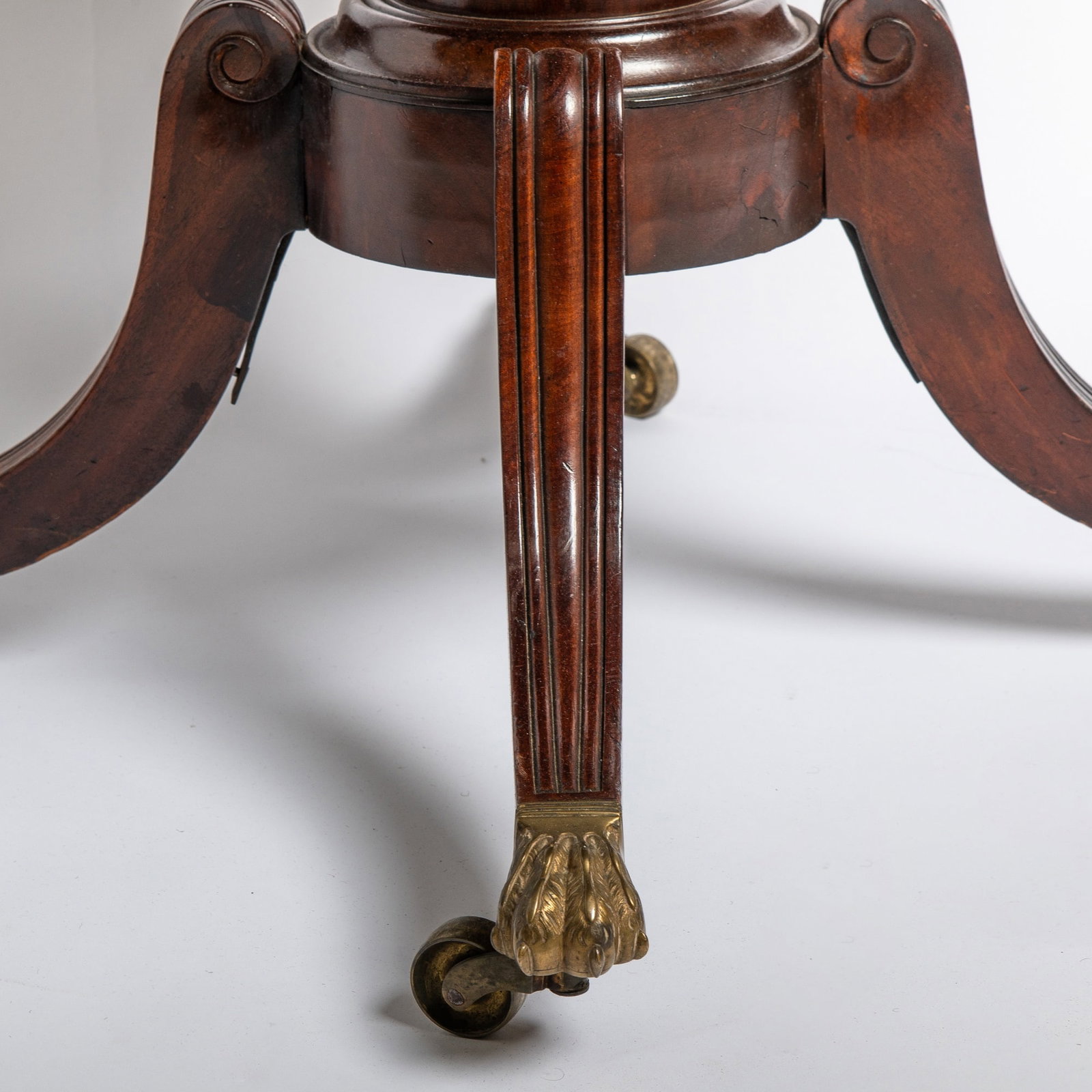 Classical Mahogany Oval Top Center Table - 5