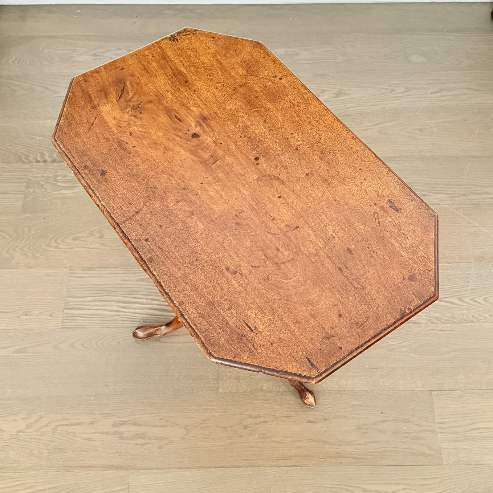 Federal Octagonal Tilt-top Candlestand - 3