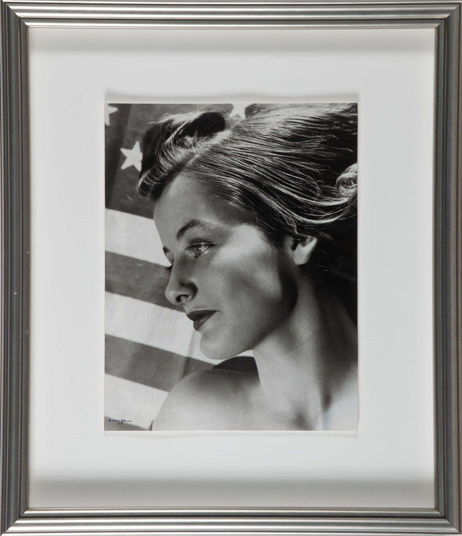 Philippe Halsman's "Red Victory" advertisement (1 of 1)
