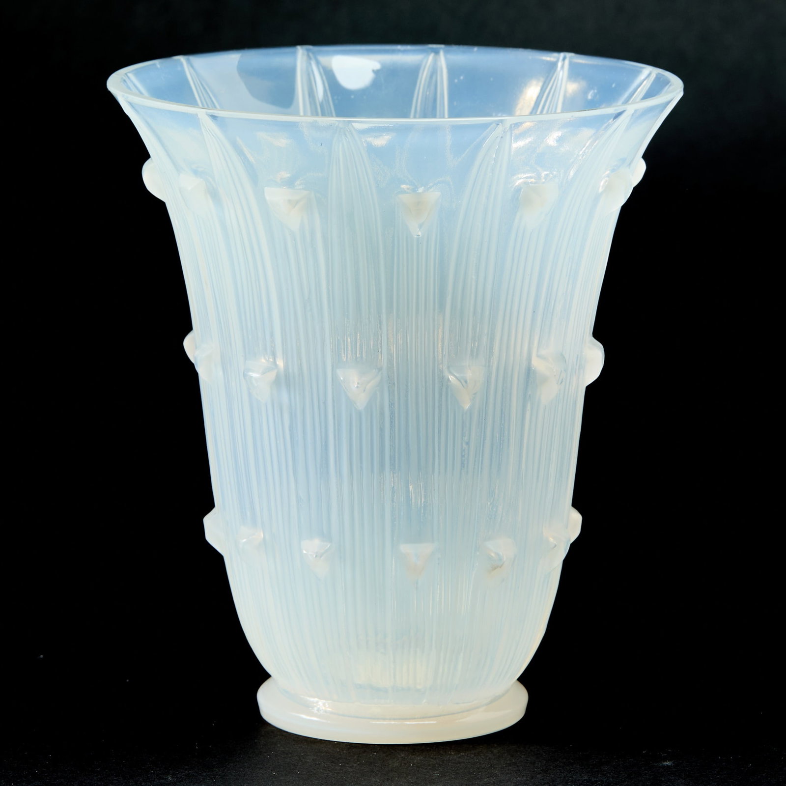 R Lalique Molded Glass Vase: Bellis (1 of 5)