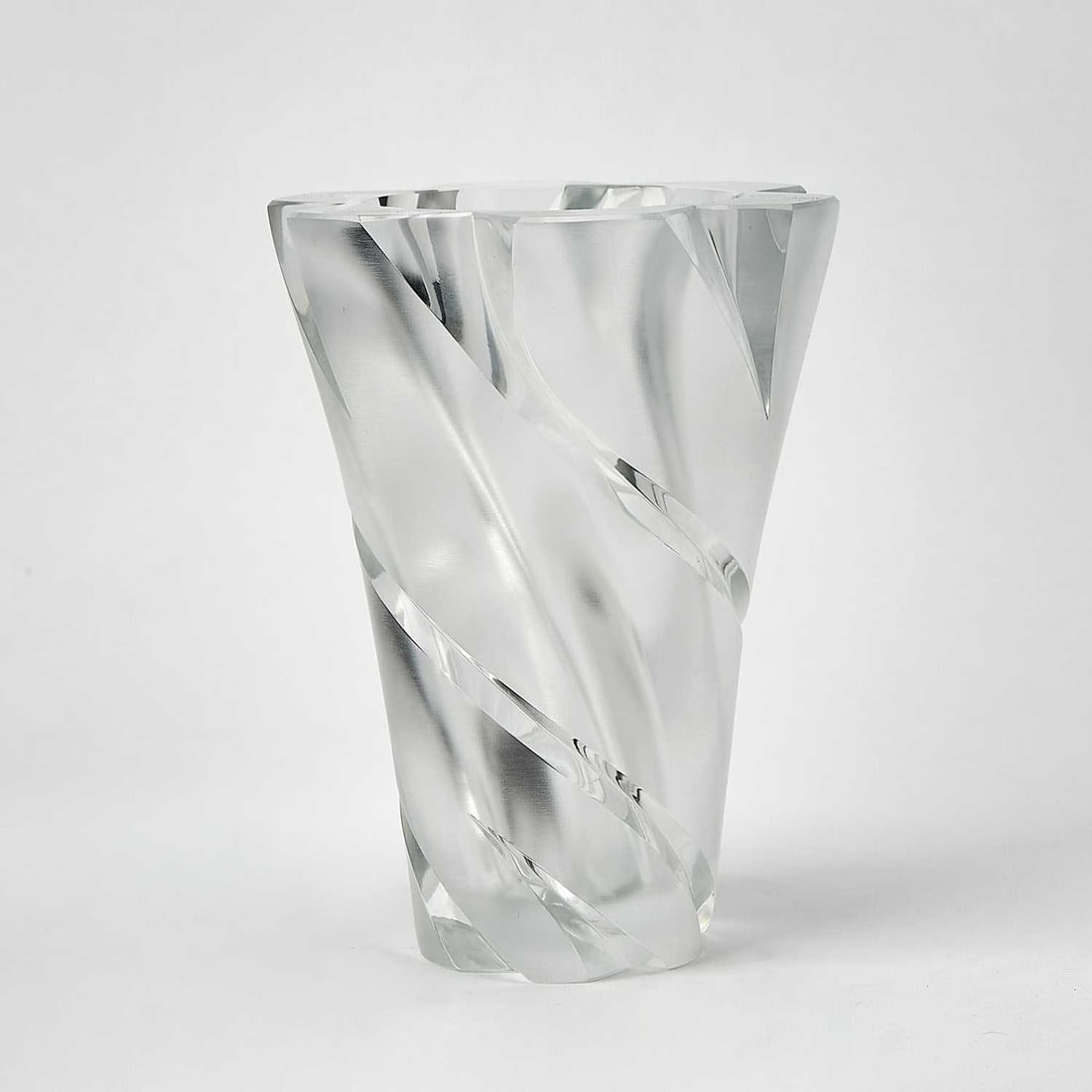 Lalique Molded Glass "Narcisse" Vase (1 of 4)