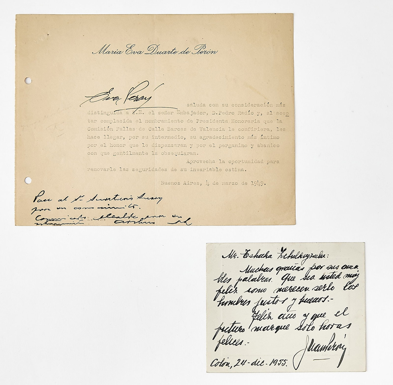 Items signed by Eva Perón and Juan Perón (1 of 3)