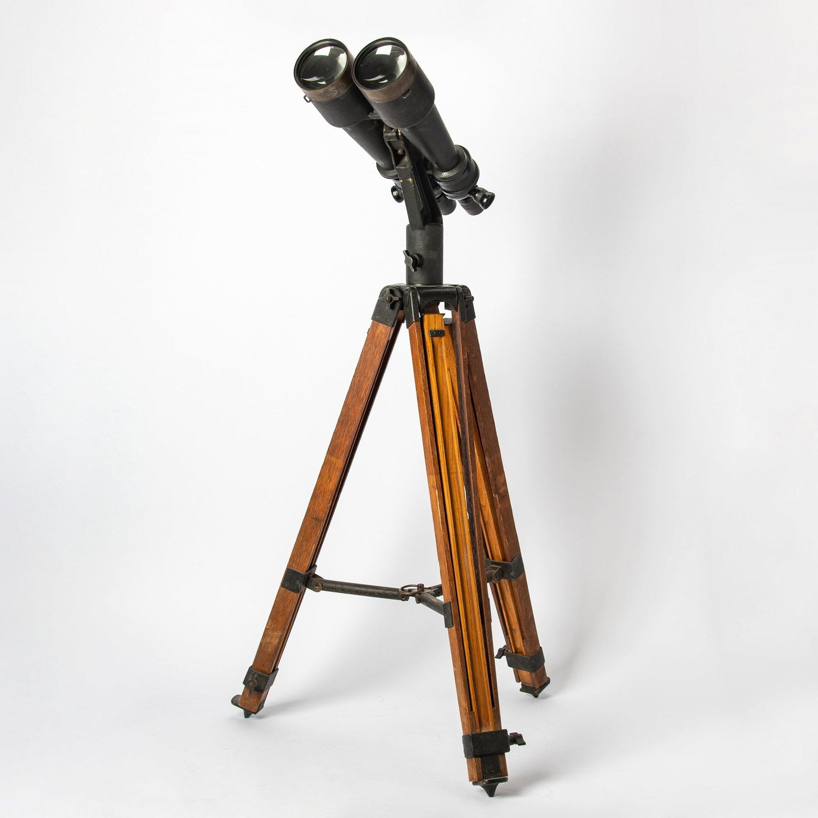 Emil Busch binoculars for battleship use (1 of 4)