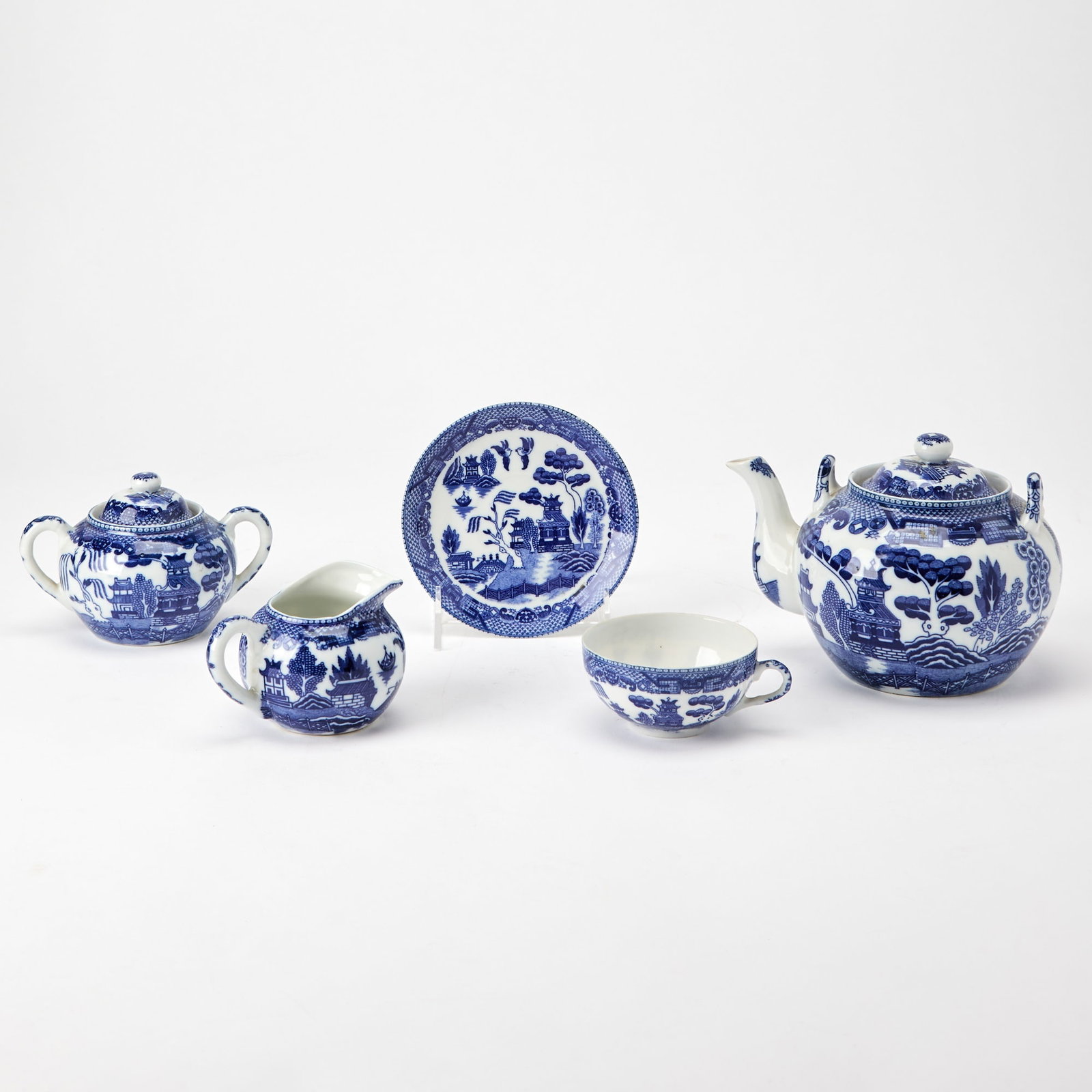 Japanese Blue and White Porcelain Tea Service (1 of 10)