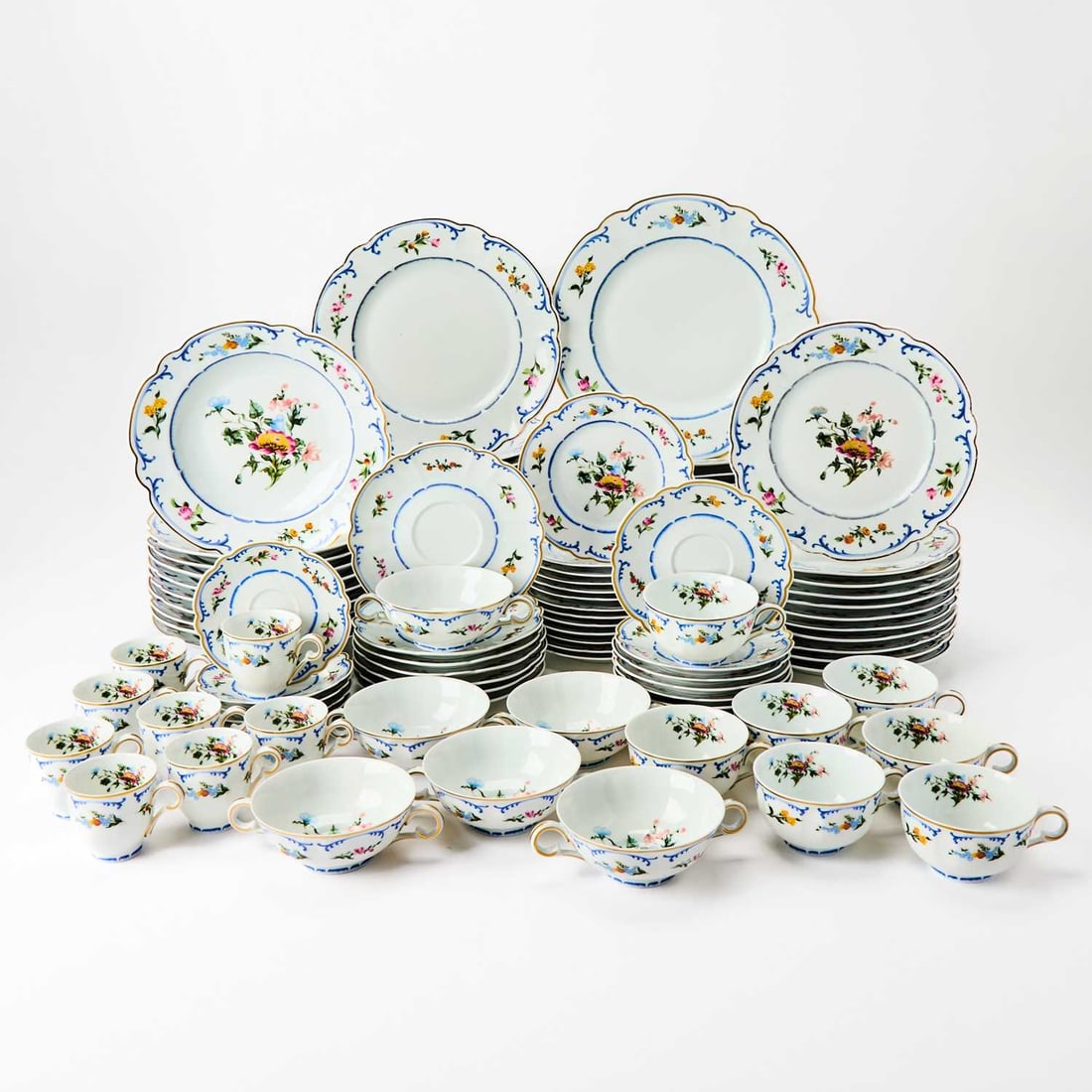 Large C. F. Haviland Limoges Porcelain "Marjolaine" Pattern Dinner Service (1 of 6)