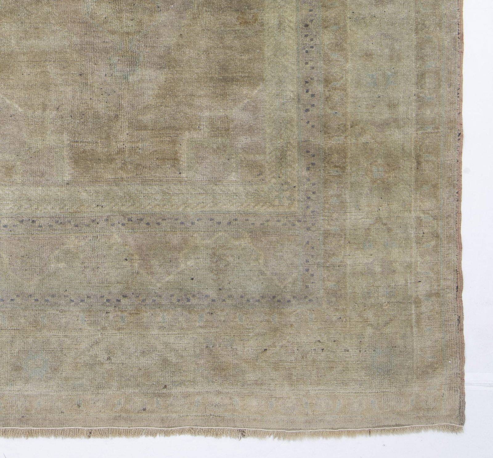 Oushak Carpet - 2