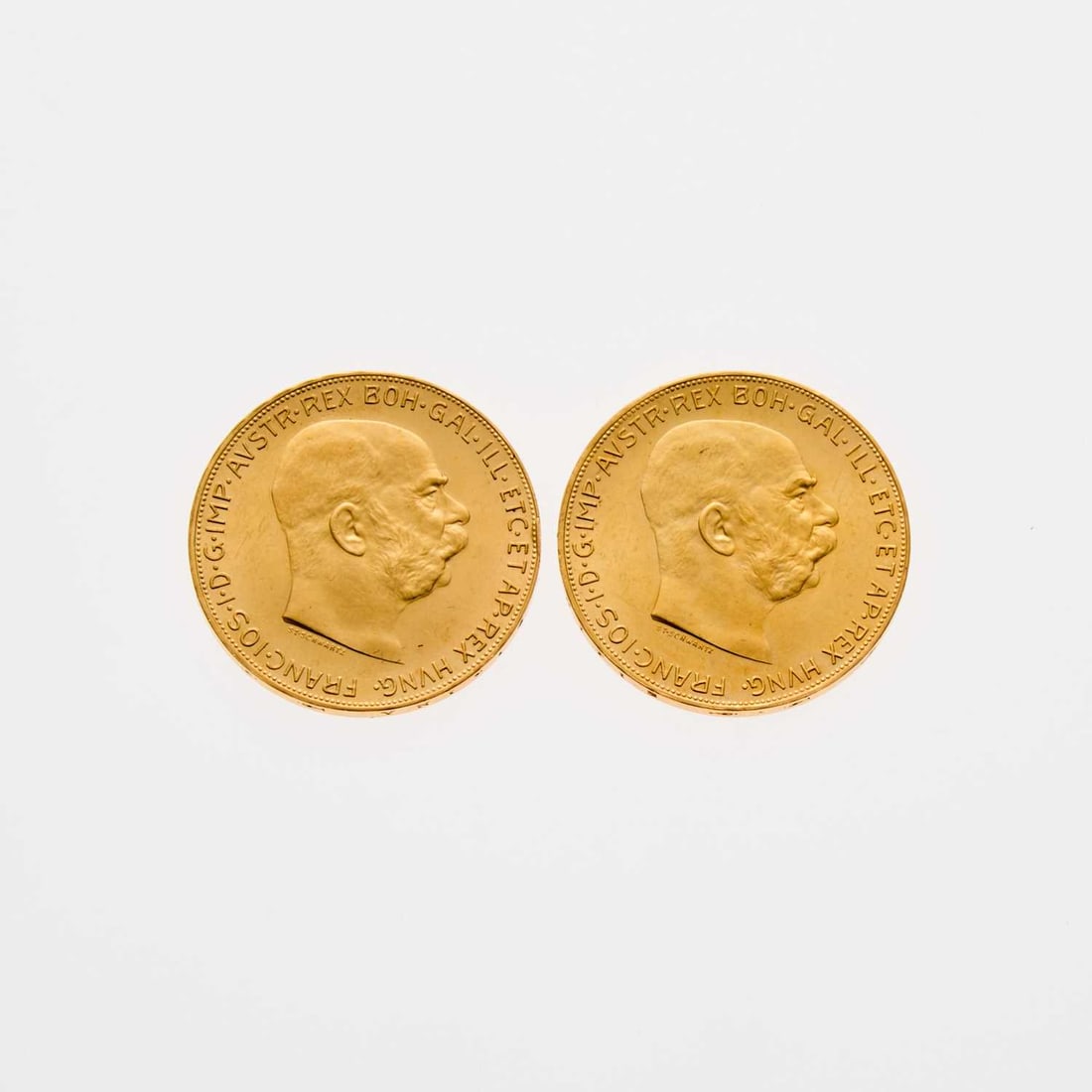 Austria. Pair of 1915-dated 100 Coronas. Mint State. (1 of 2)
