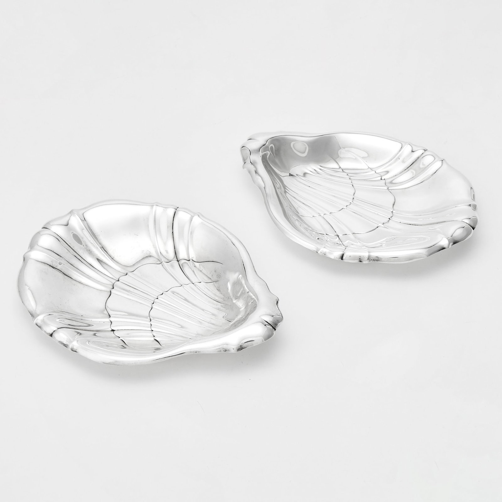 Pair of Gorham Sterling Silver Shell Form Dishes (1 of 2)