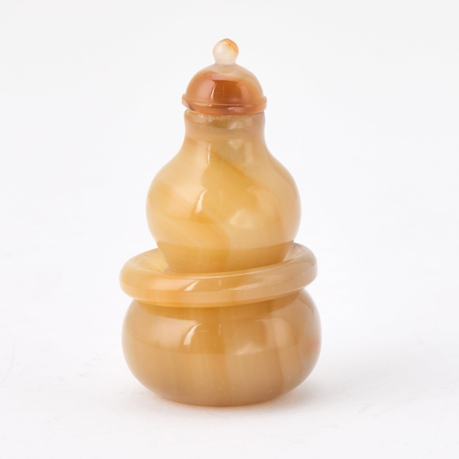 A Chinese Carved Agate 'Double-Gourd' Snuff Bottle 19th Century (1 of 2)