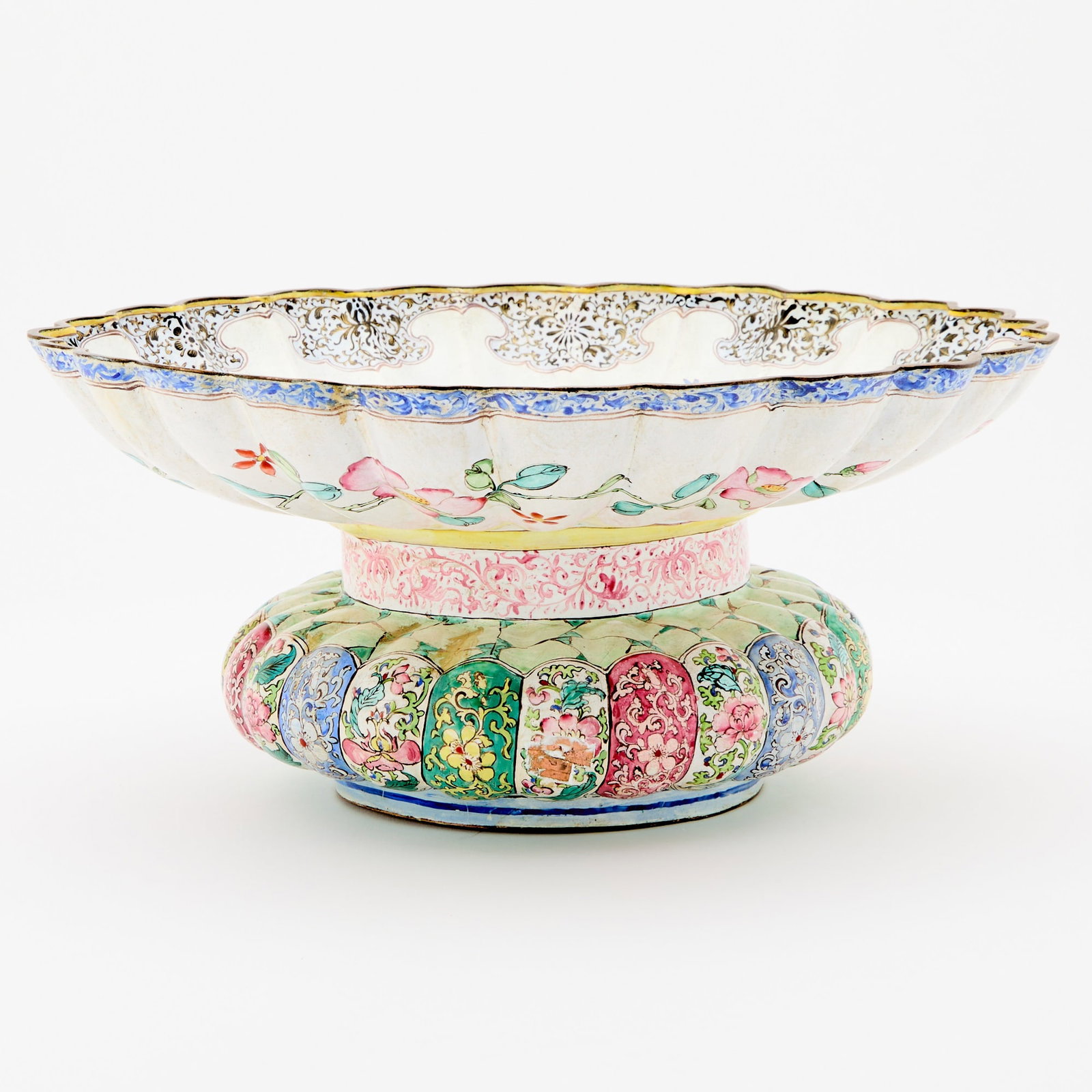 A Chinese Canton Enamel Spittoon 18th Century (1 of 5)