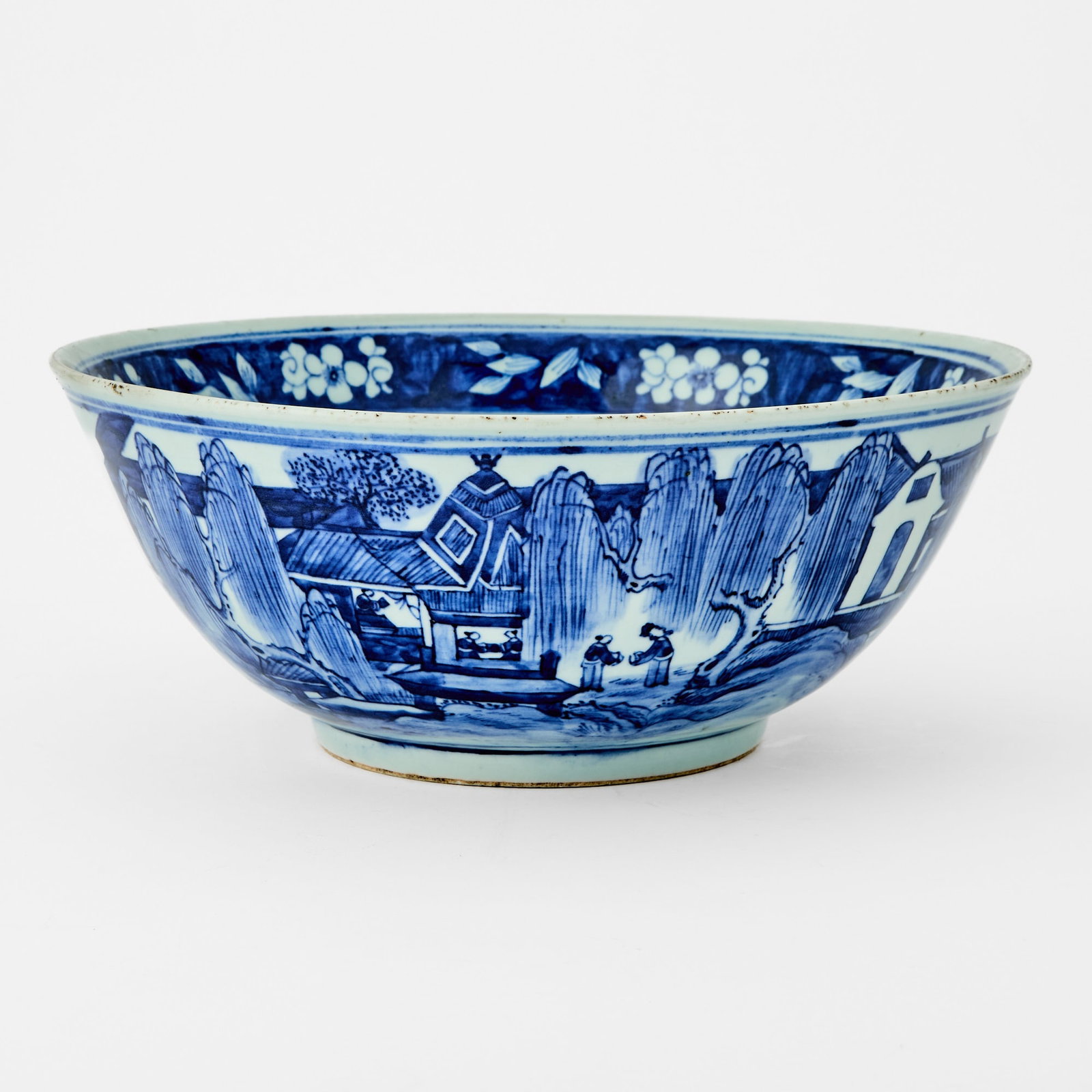 A Large Chinese Blue and White Porcelain Bowl 19th century (1 of 6)