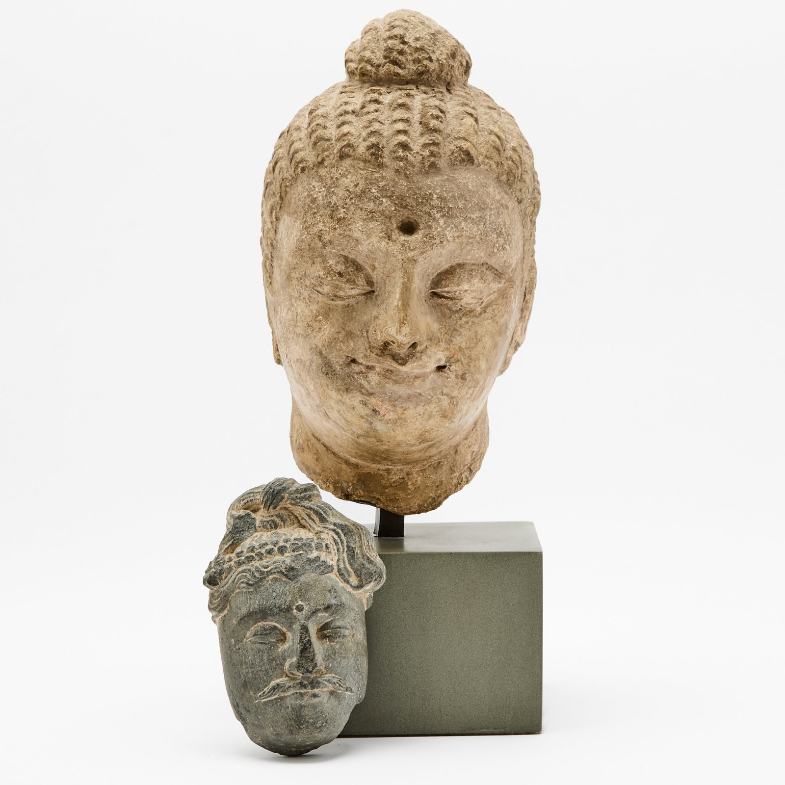Two Gandharan Buddhistic Head Fragments 3rd-4th Century (1 of 6)