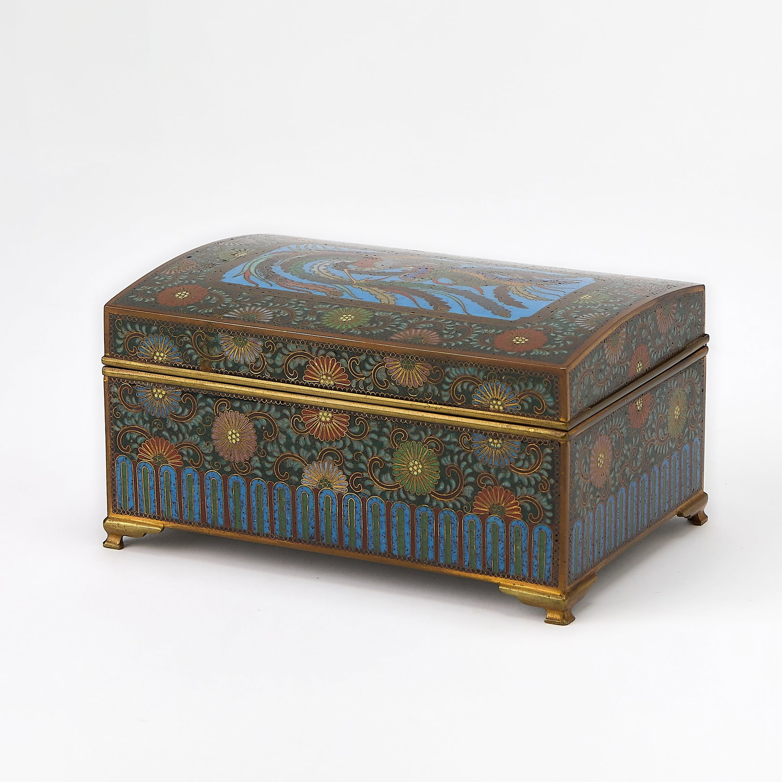 A Japanese Cloisonne Enamel Box Taisho-Showa Period (1 of 8)
